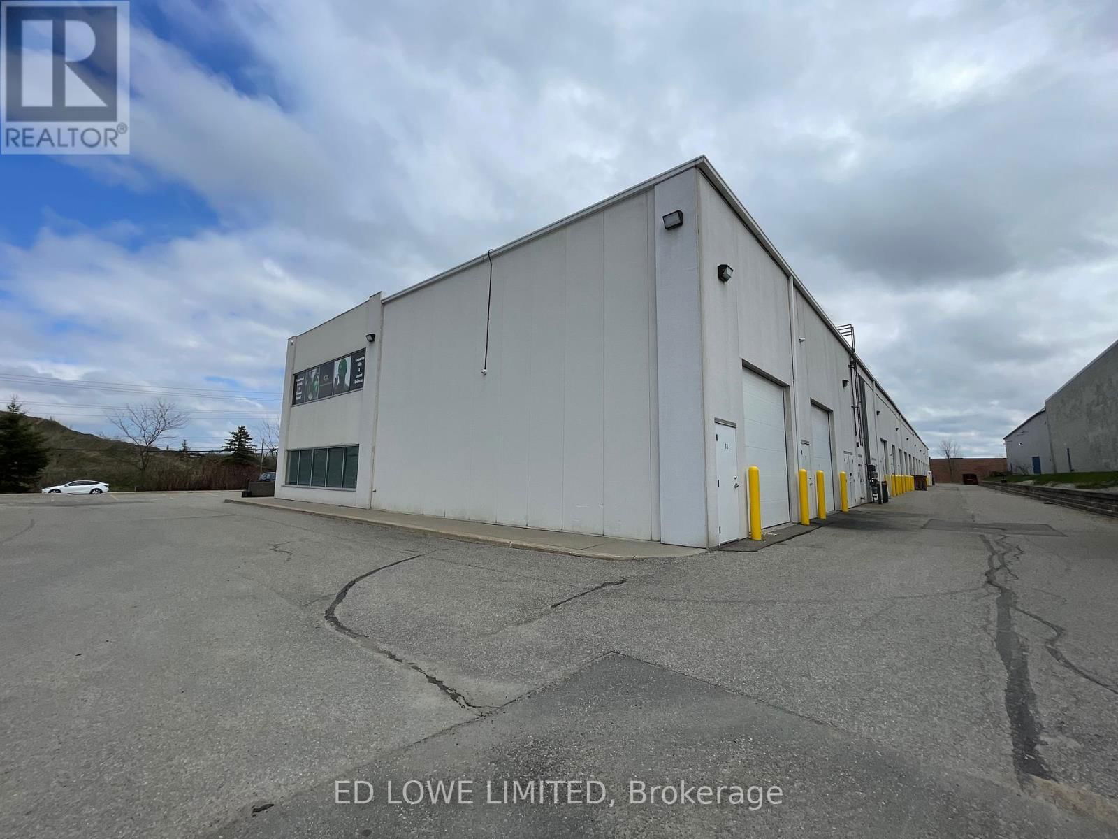 18 - 353 SAUNDERS ROAD Image 15
