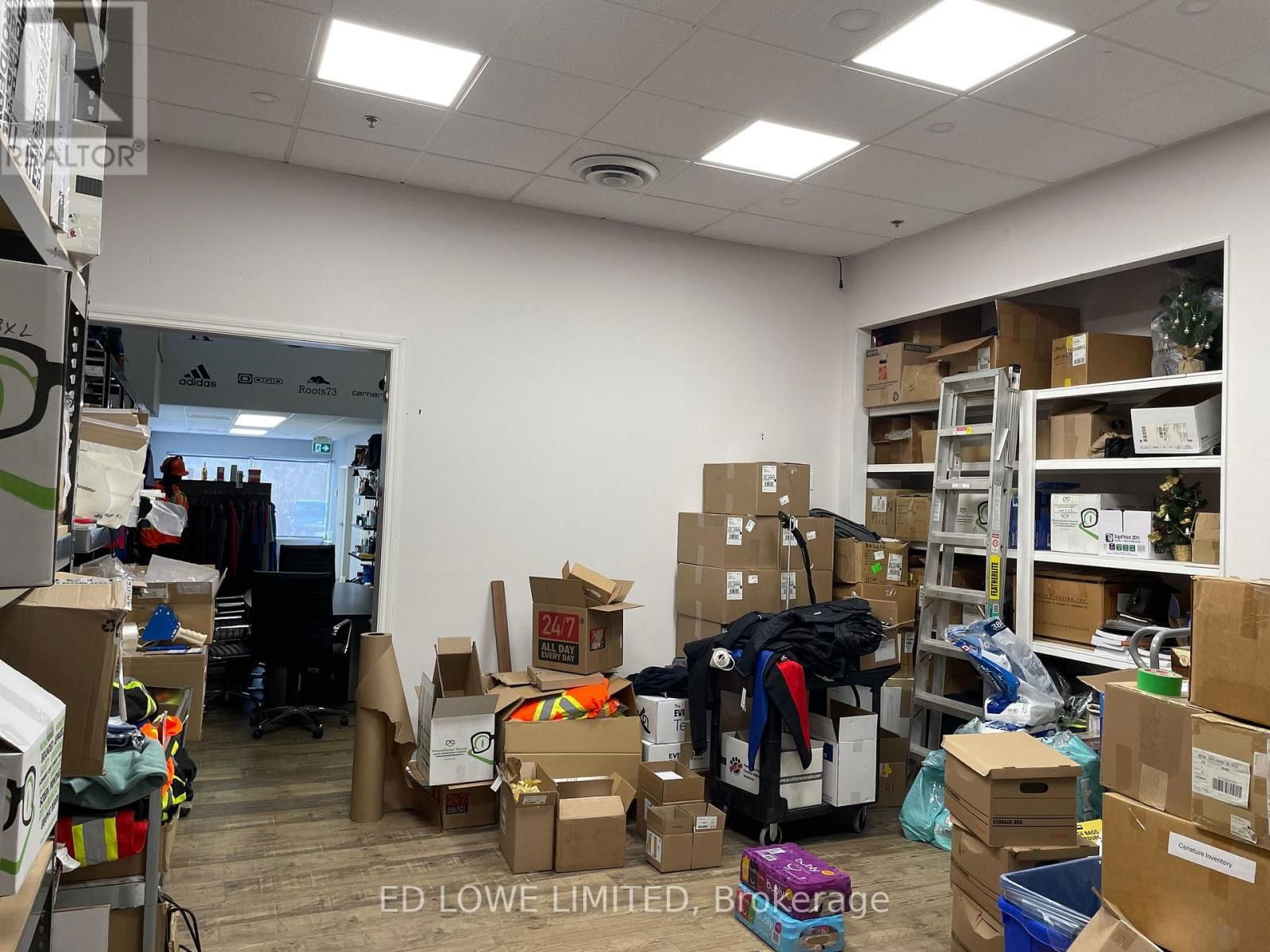 18 - 353 SAUNDERS ROAD Image 6