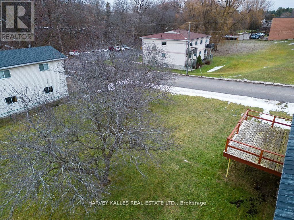 226 WEIR STREET Image 26