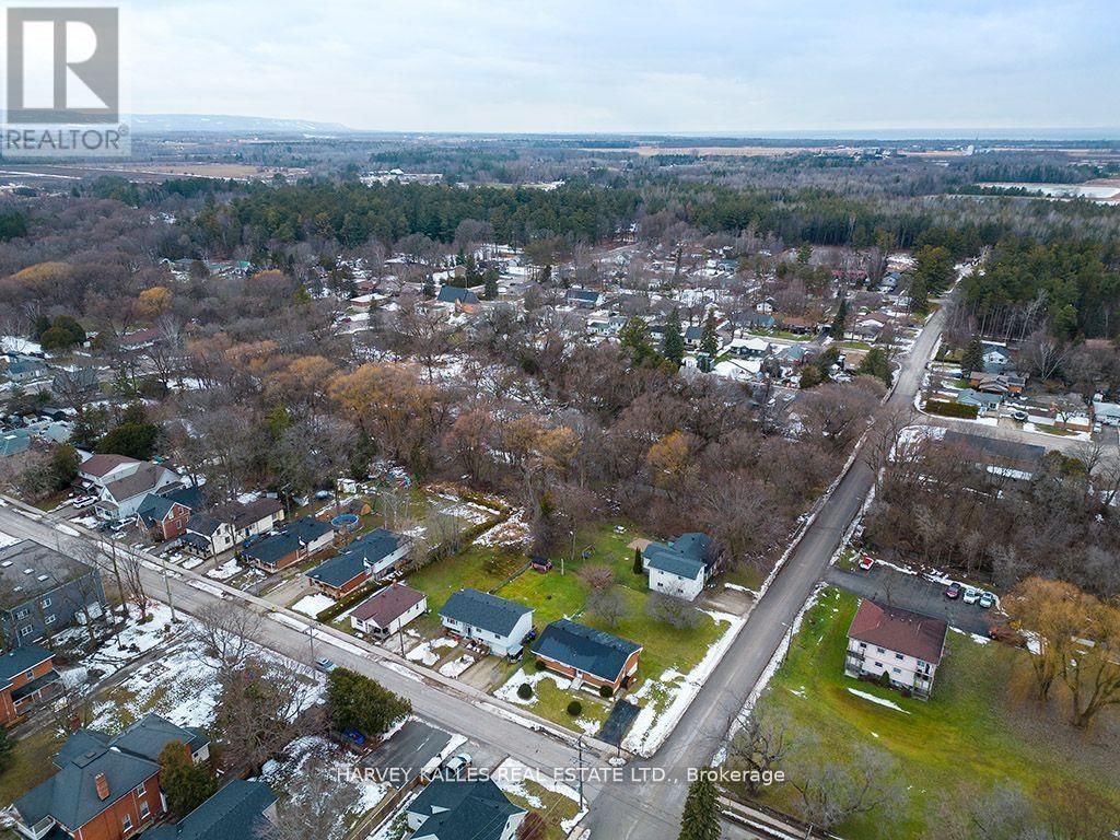226 WEIR STREET Image 35