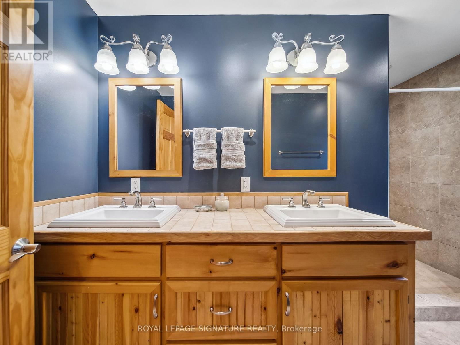 3309 RIVERDALE DRIVE Image 21