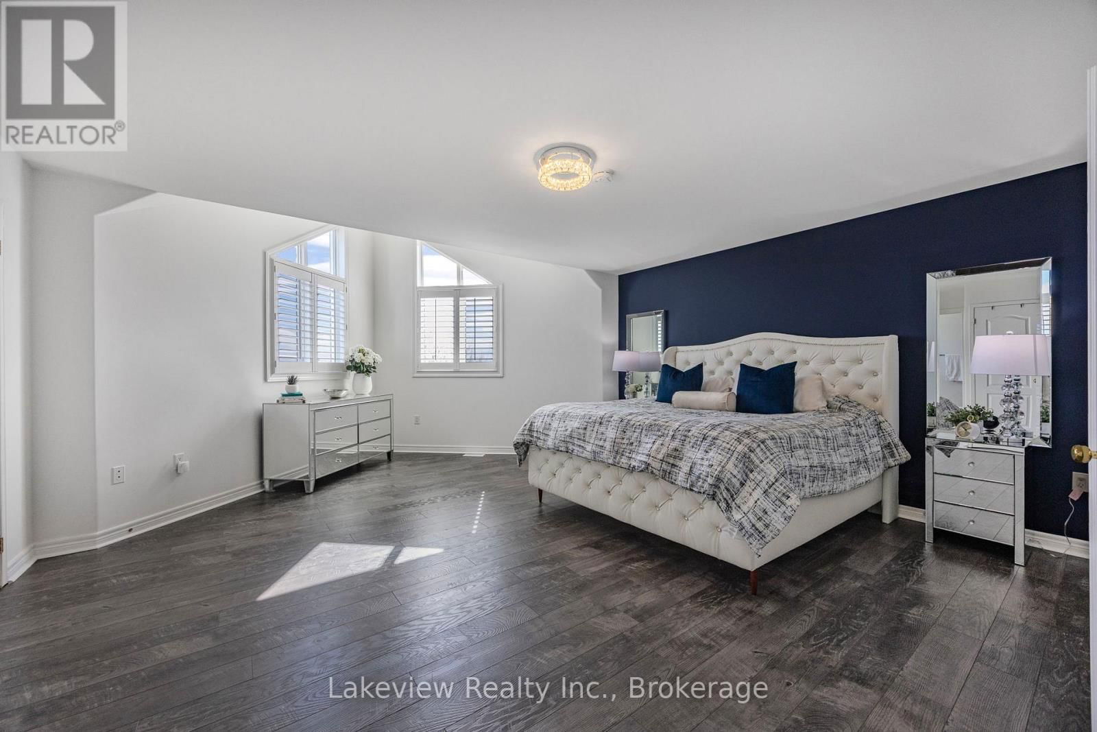 31 CLEOPATRA COURT Image 17