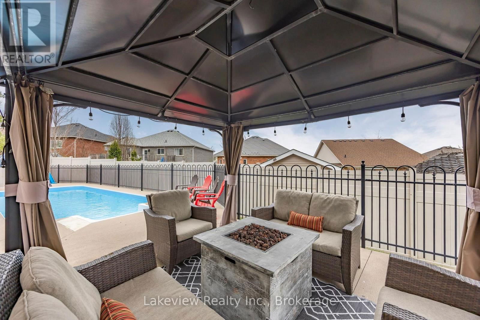 31 CLEOPATRA COURT Image 39