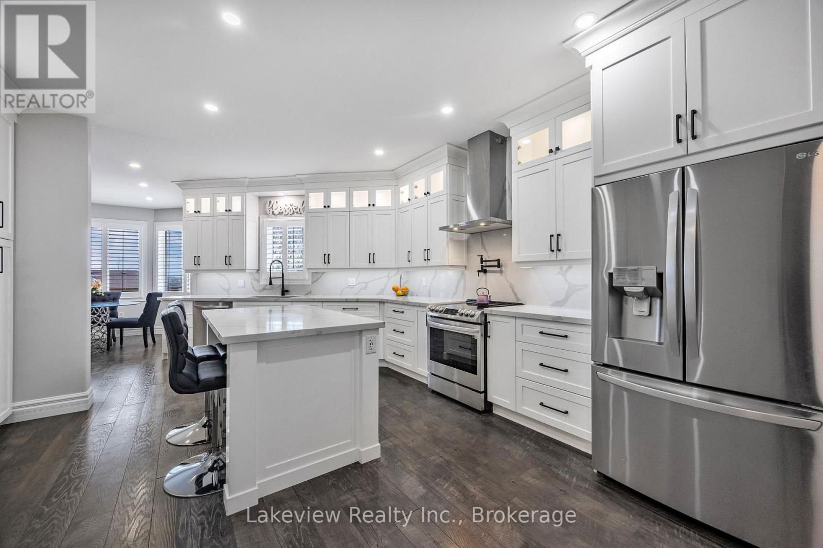 31 CLEOPATRA COURT Image 9