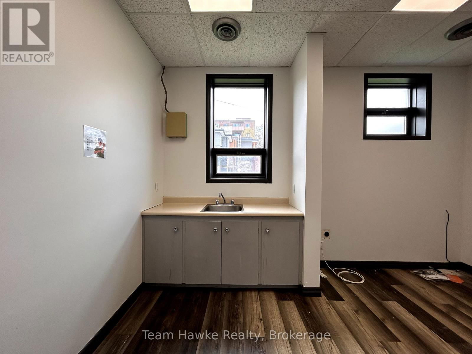 578 KING STREET Image 18