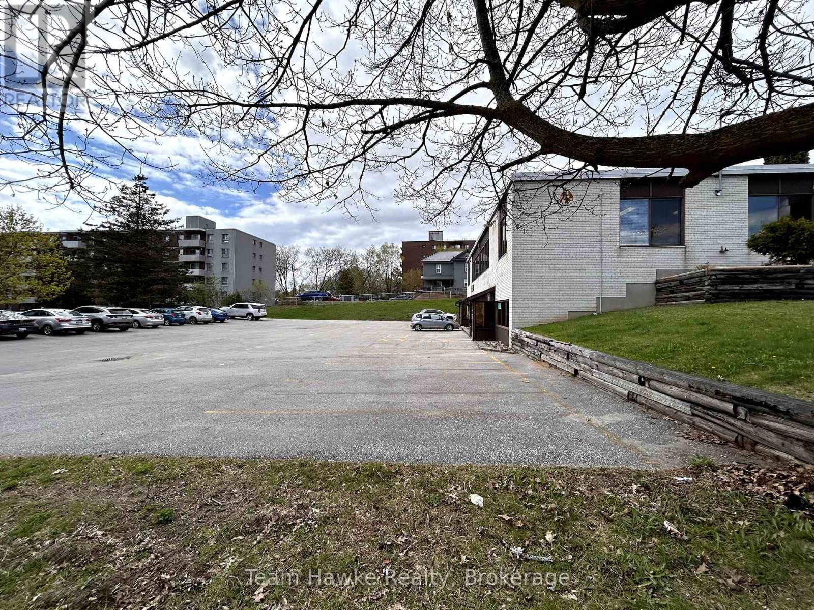578 KING STREET Image 26