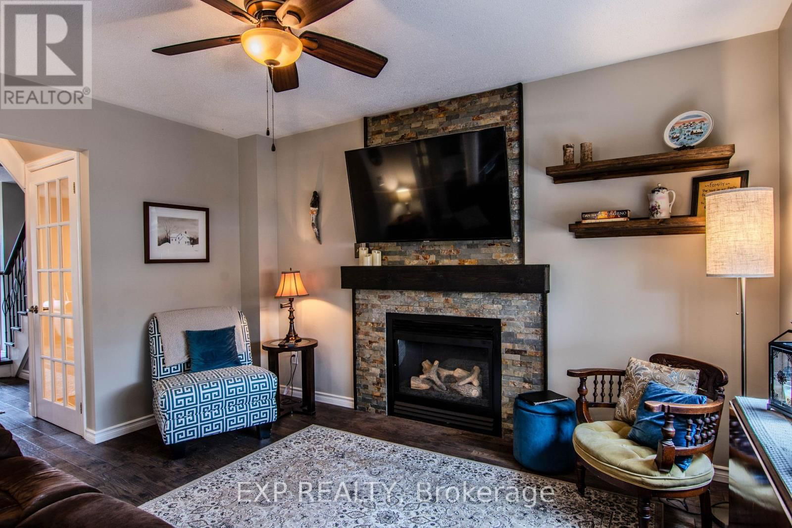 228 MAPLETON AVENUE SOUTH Image 12