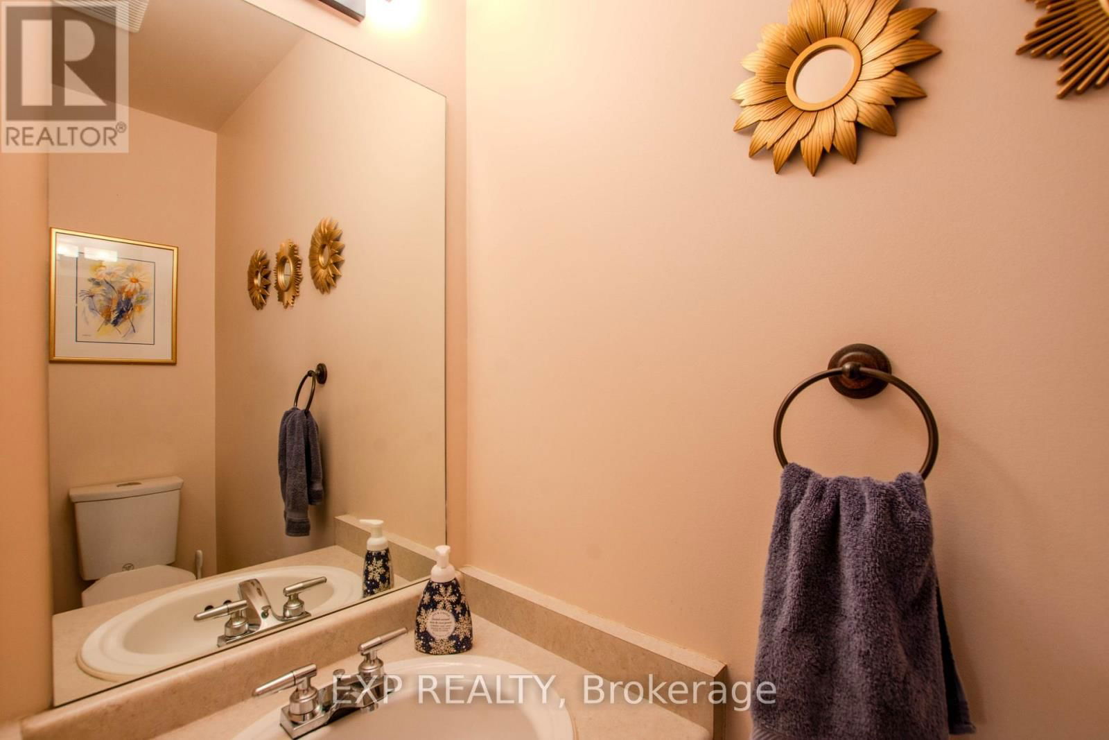 228 MAPLETON AVENUE SOUTH Image 27
