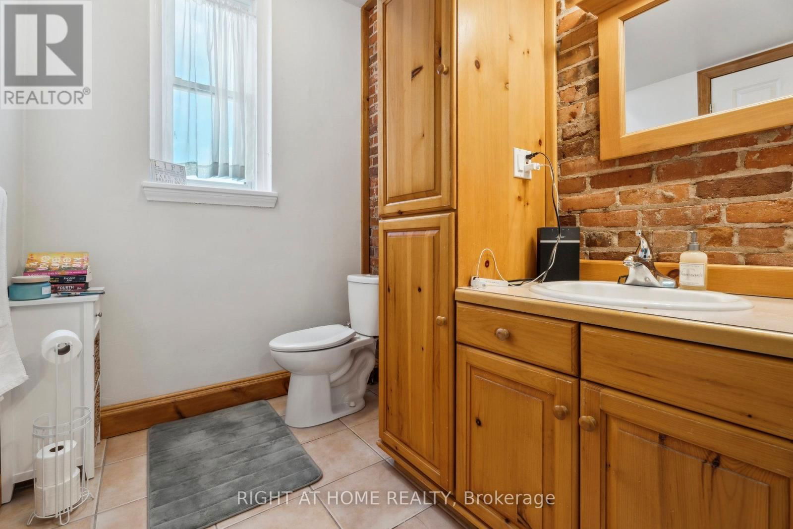 226 KING STREET Image 14