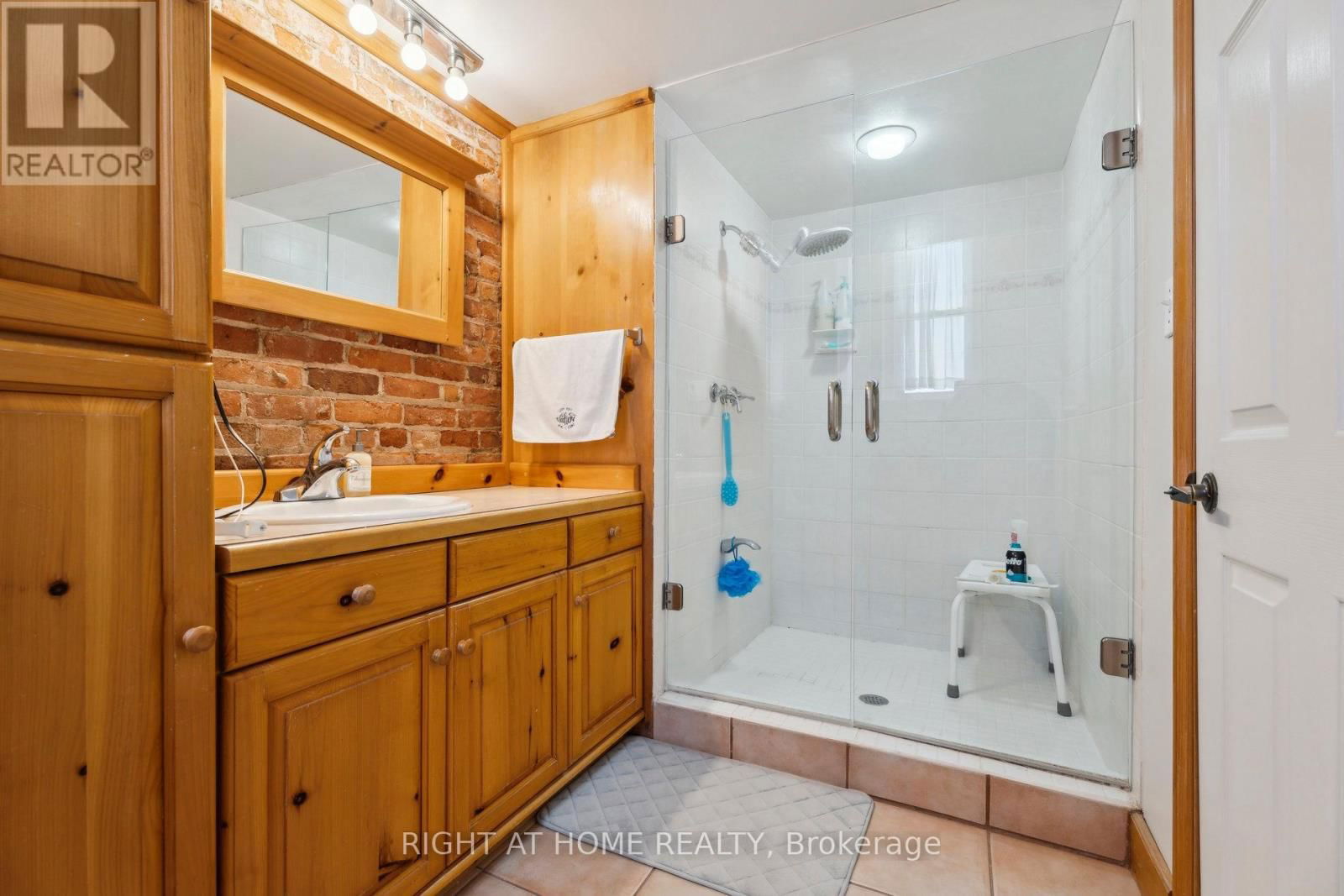 226 KING STREET Image 15