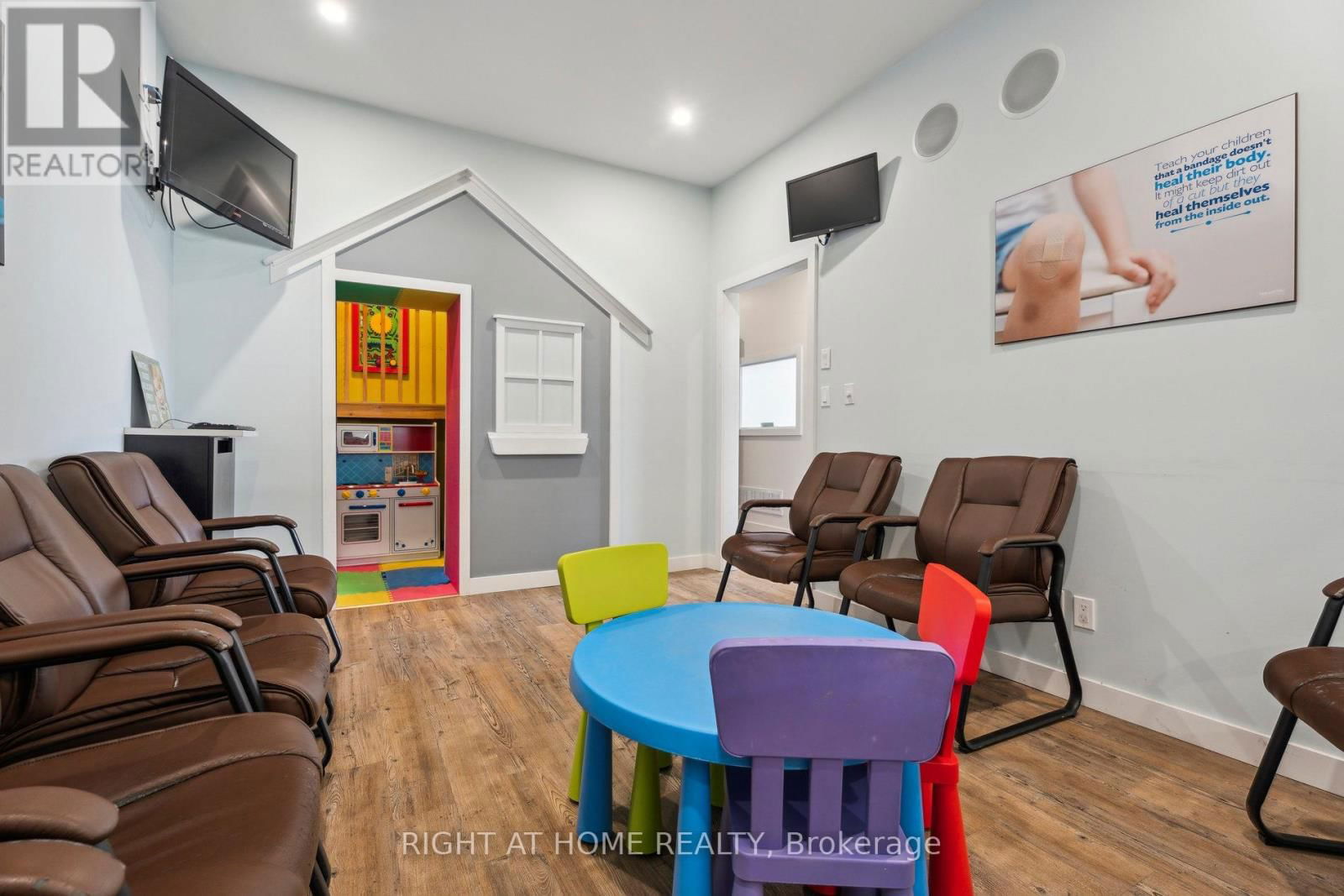 226 KING STREET Image 26
