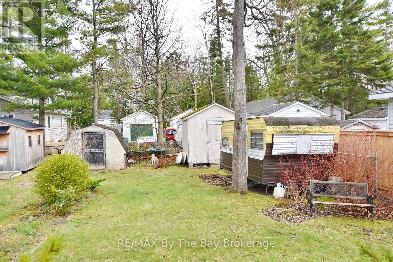 741 SHORE LANE Image 19