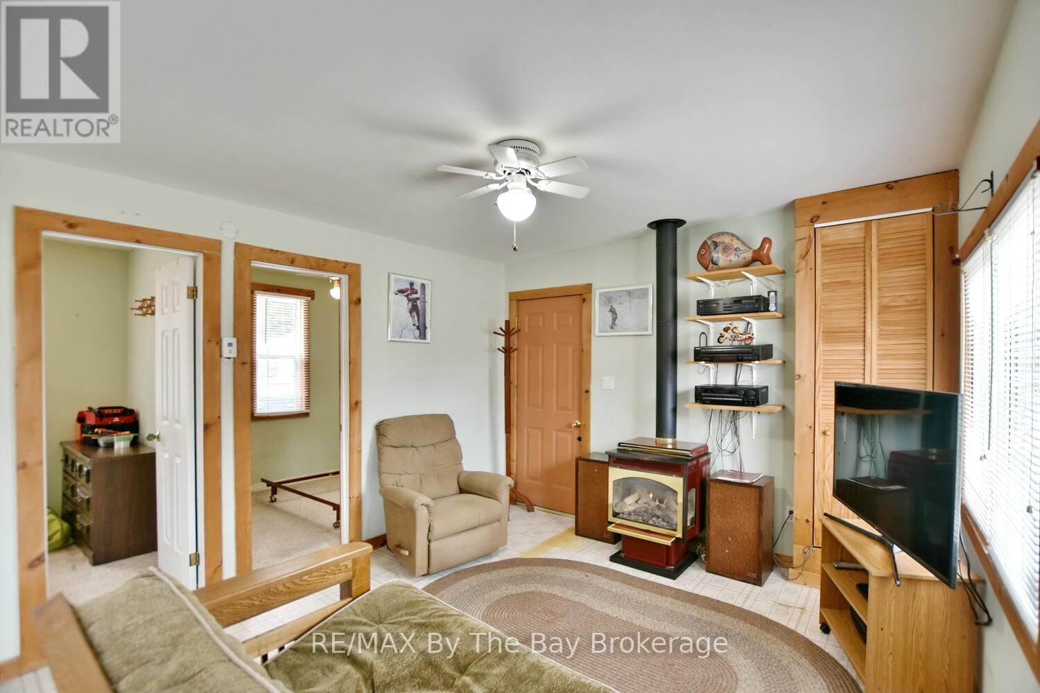 741 SHORE LANE Image 9