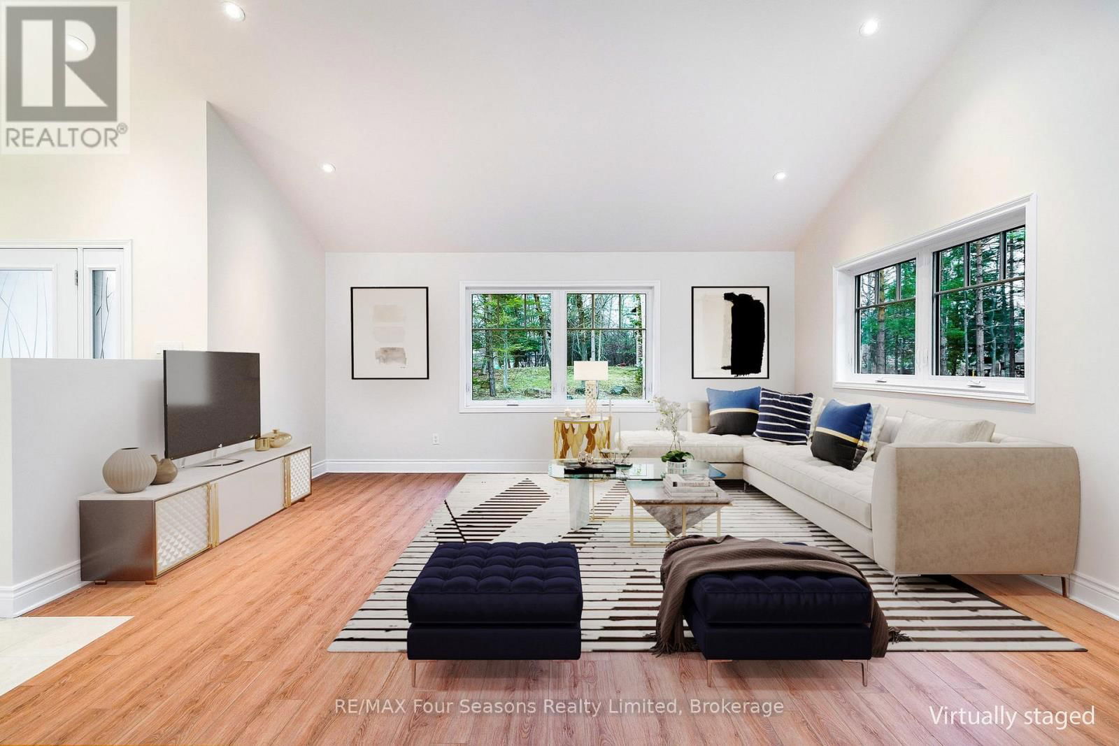 19 CURRIE AVENUE Image 15