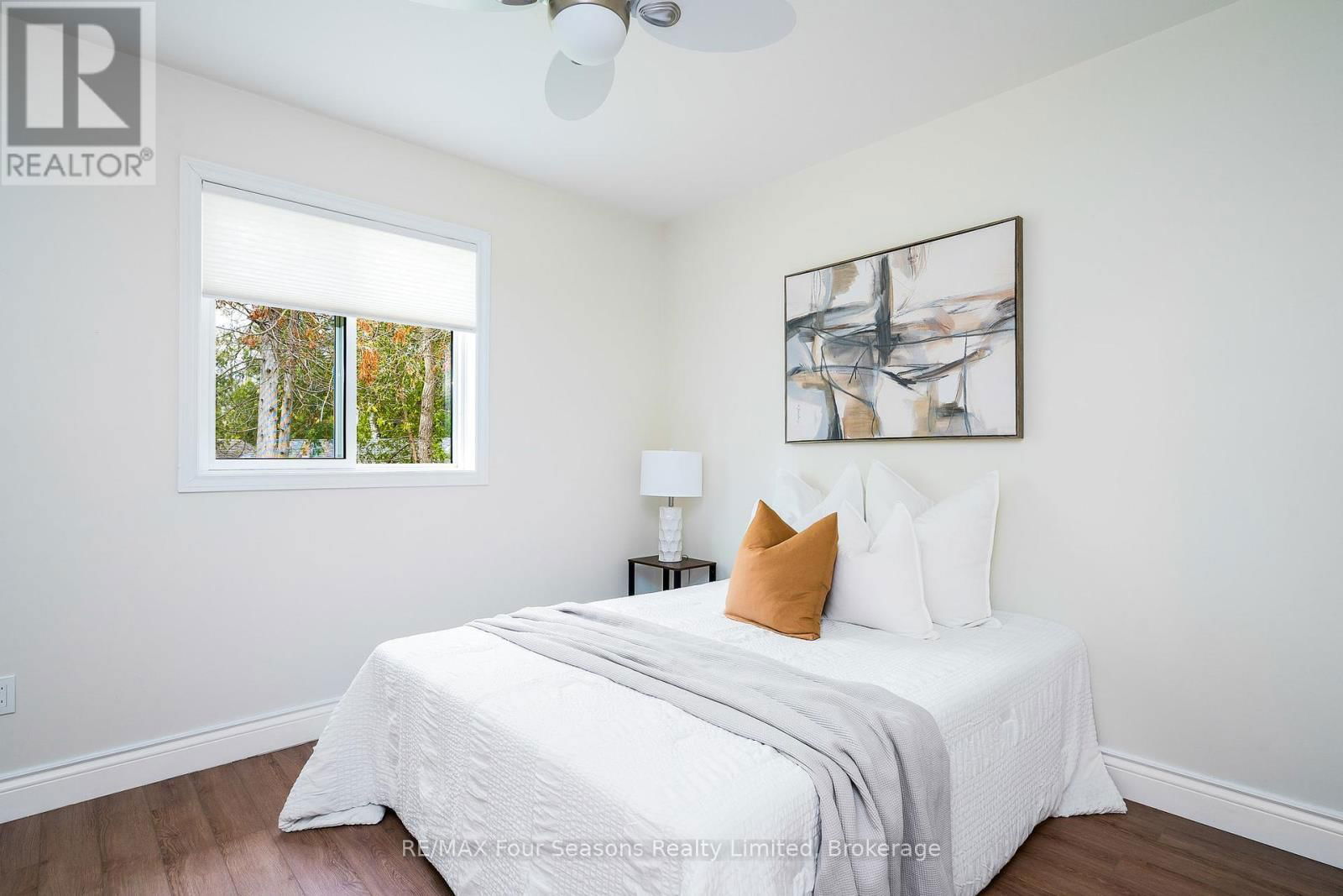 19 CURRIE AVENUE Image 20
