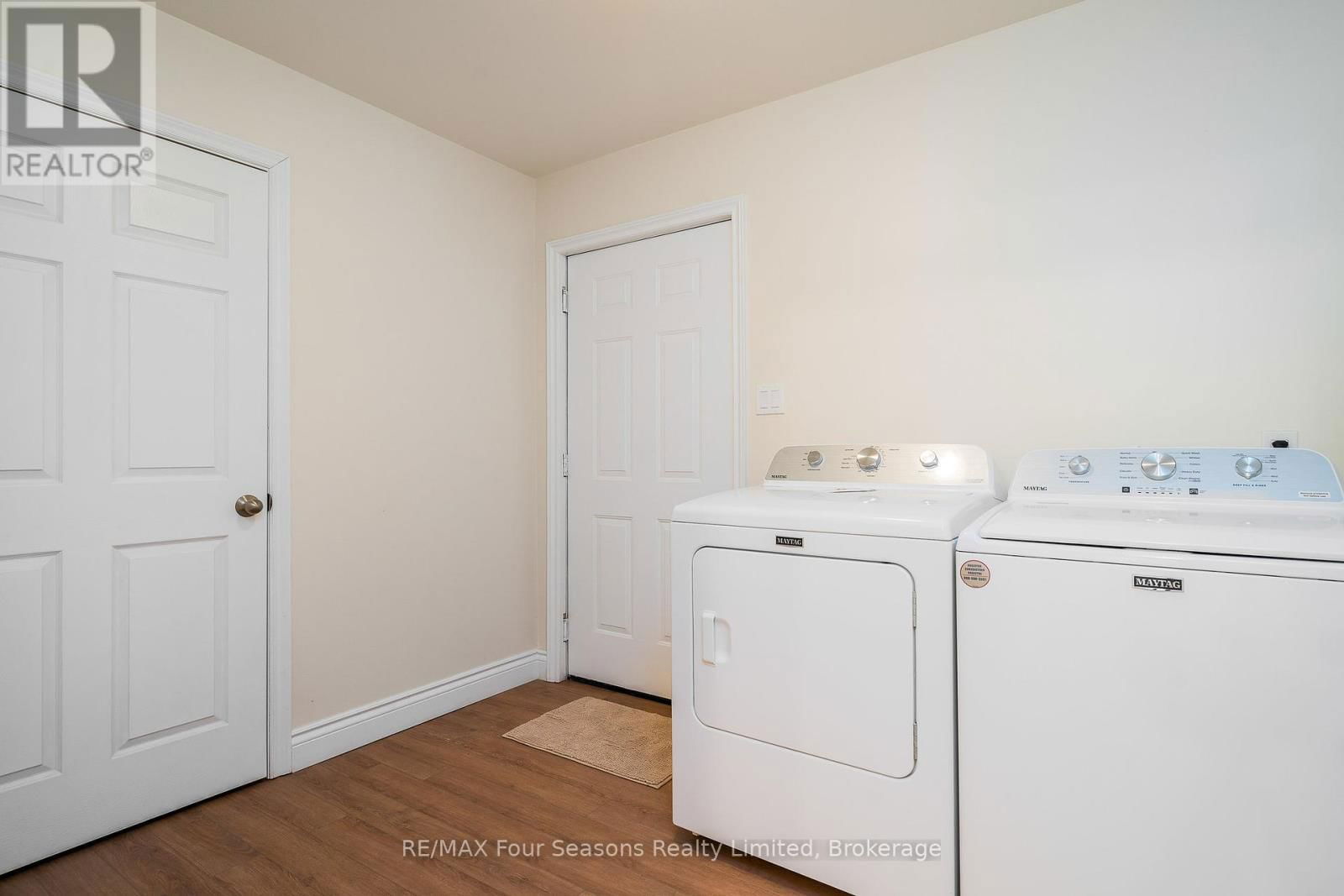 19 CURRIE AVENUE Image 24