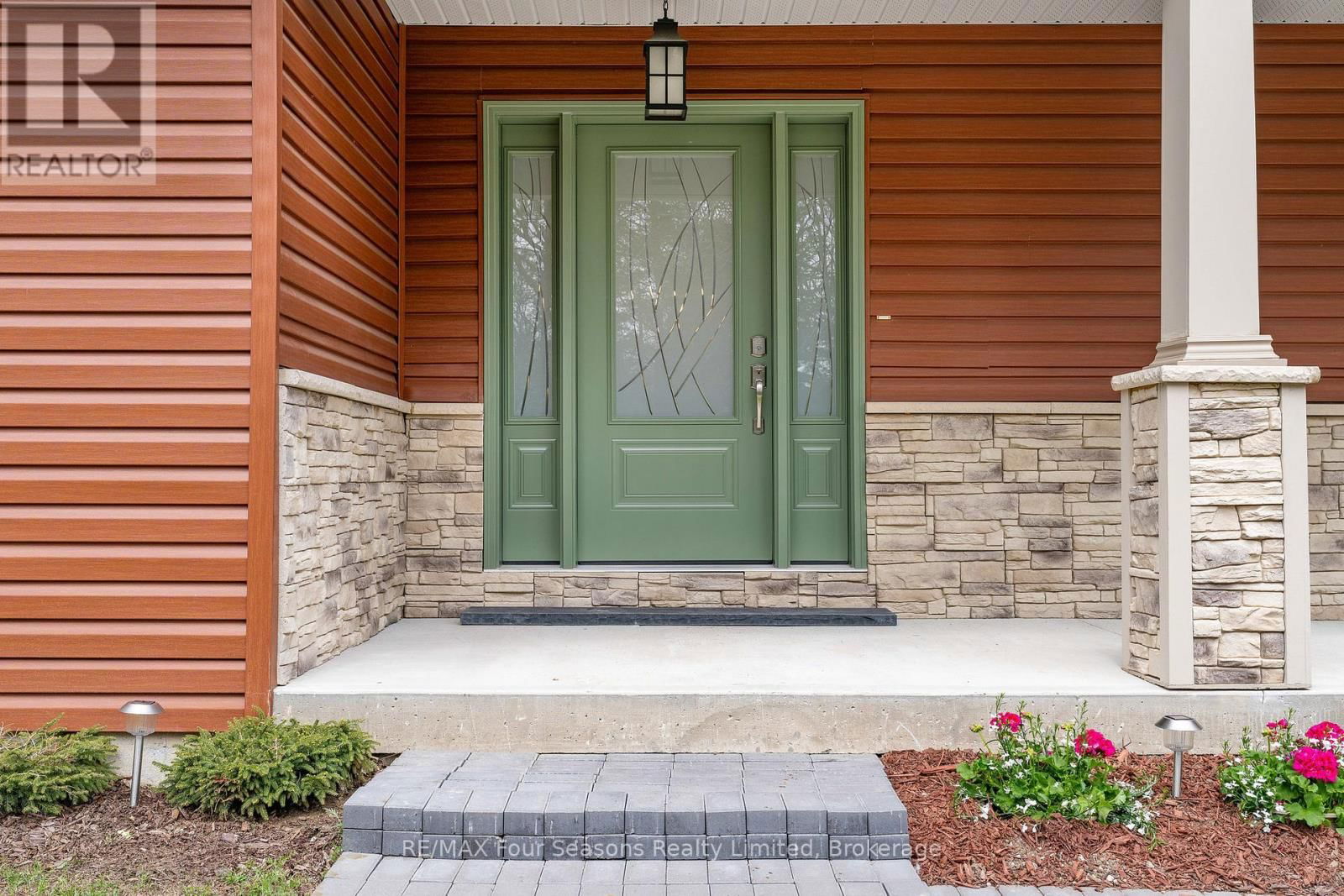 19 CURRIE AVENUE Image 27