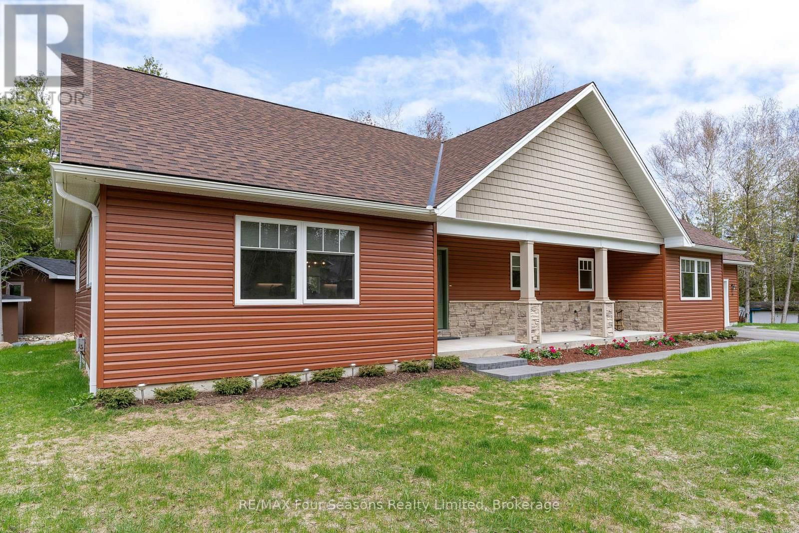19 CURRIE AVENUE Image 37