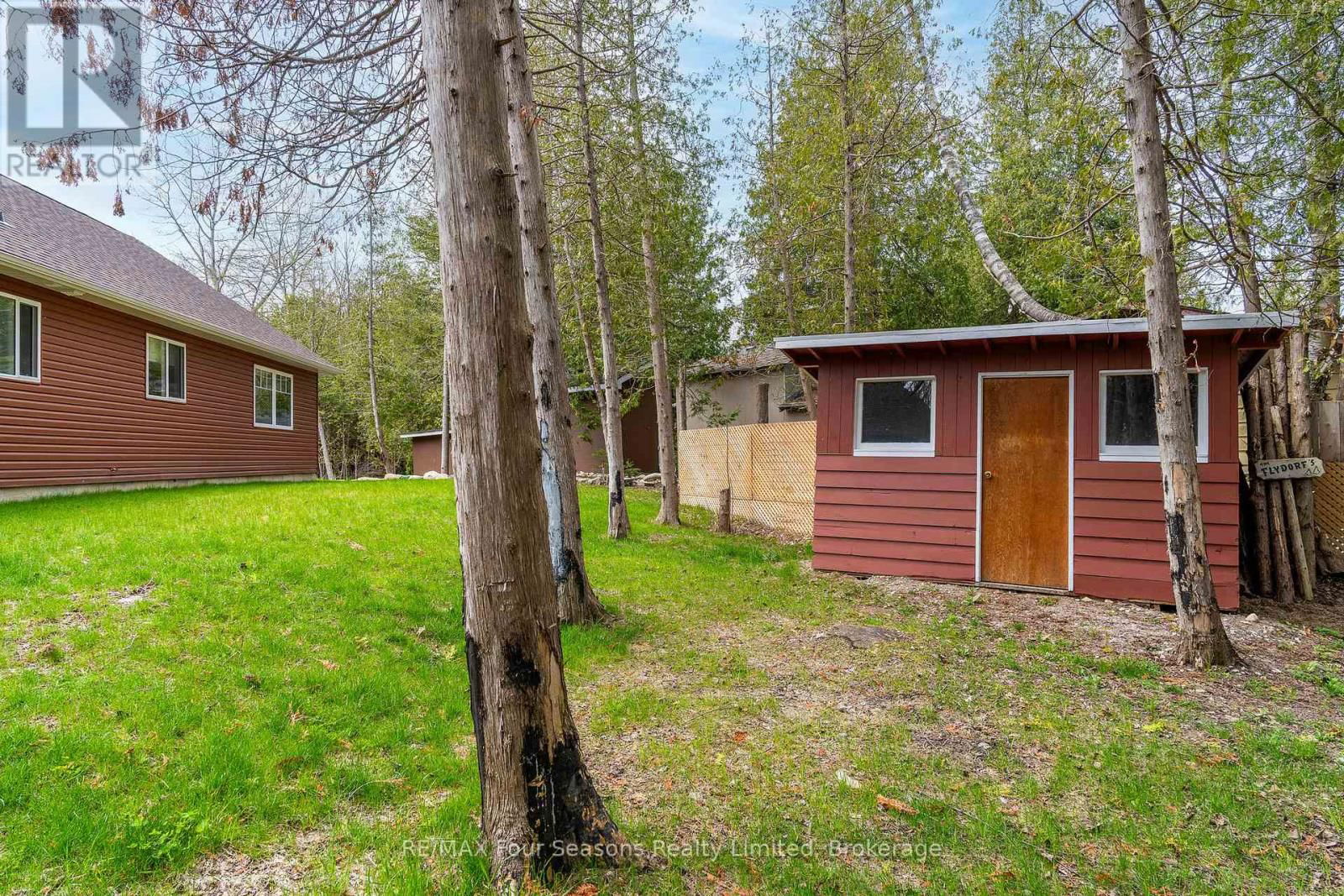 19 CURRIE AVENUE Image 39