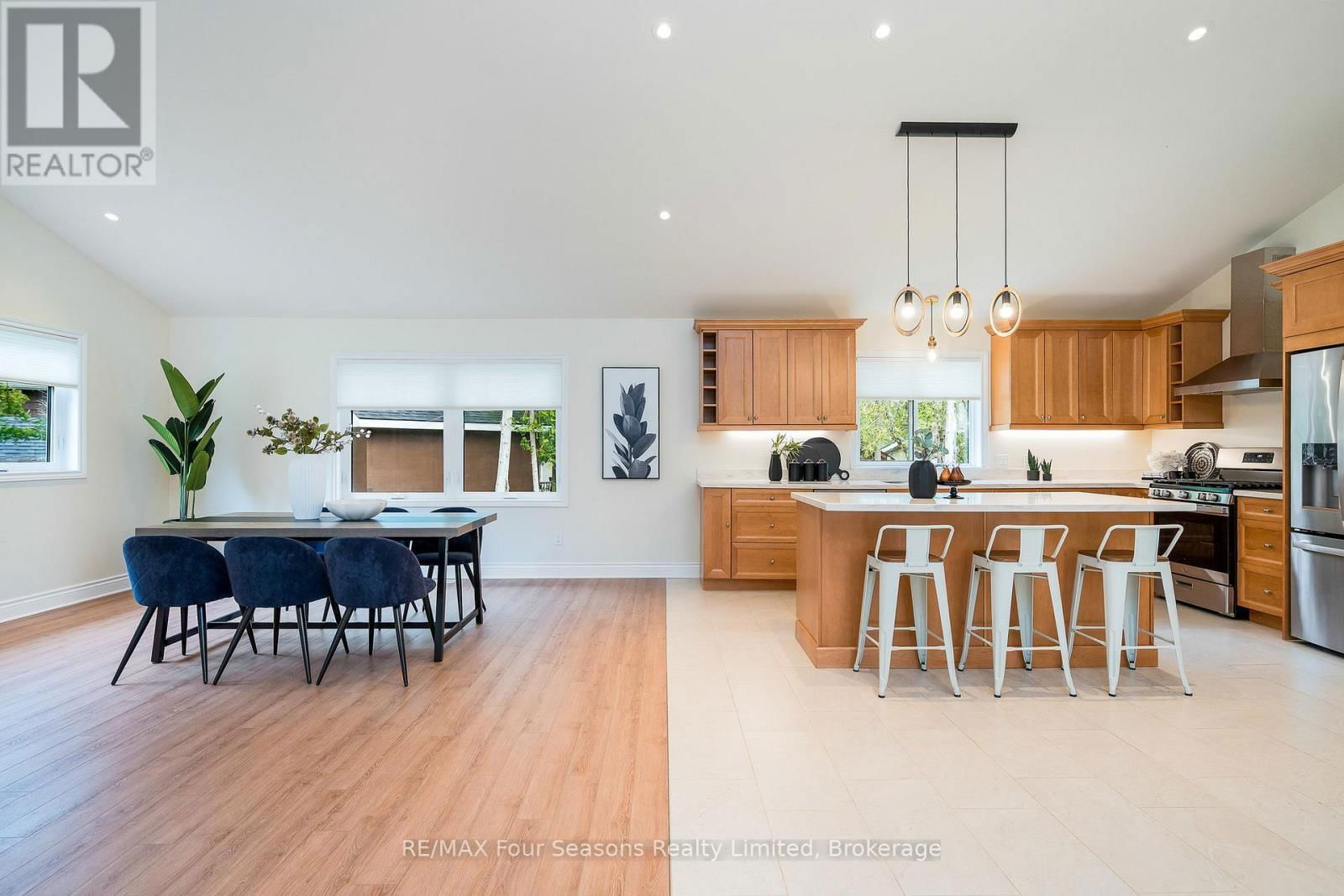 19 CURRIE AVENUE Image 9