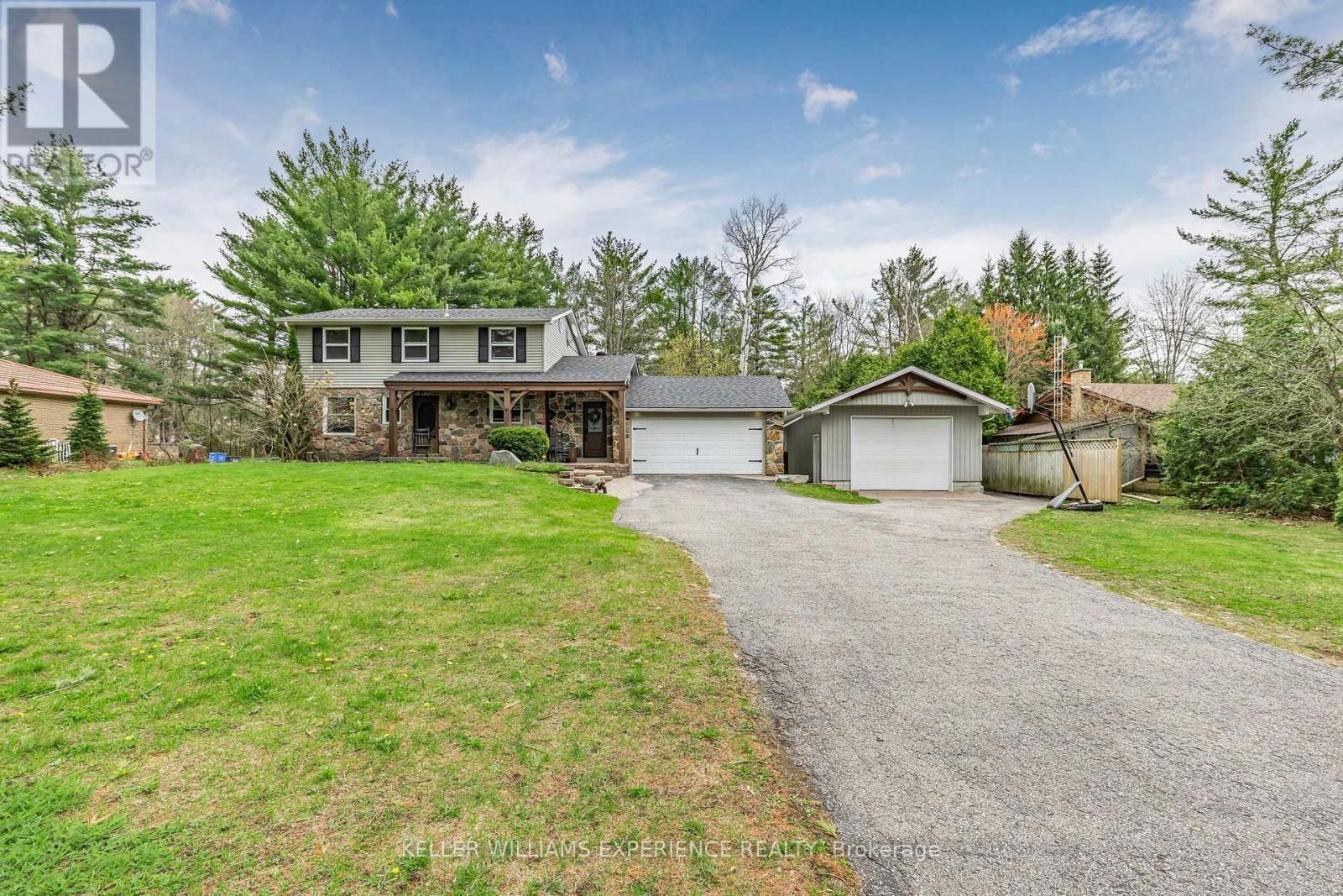 31 LAWRENCE AVENUE Image 1
