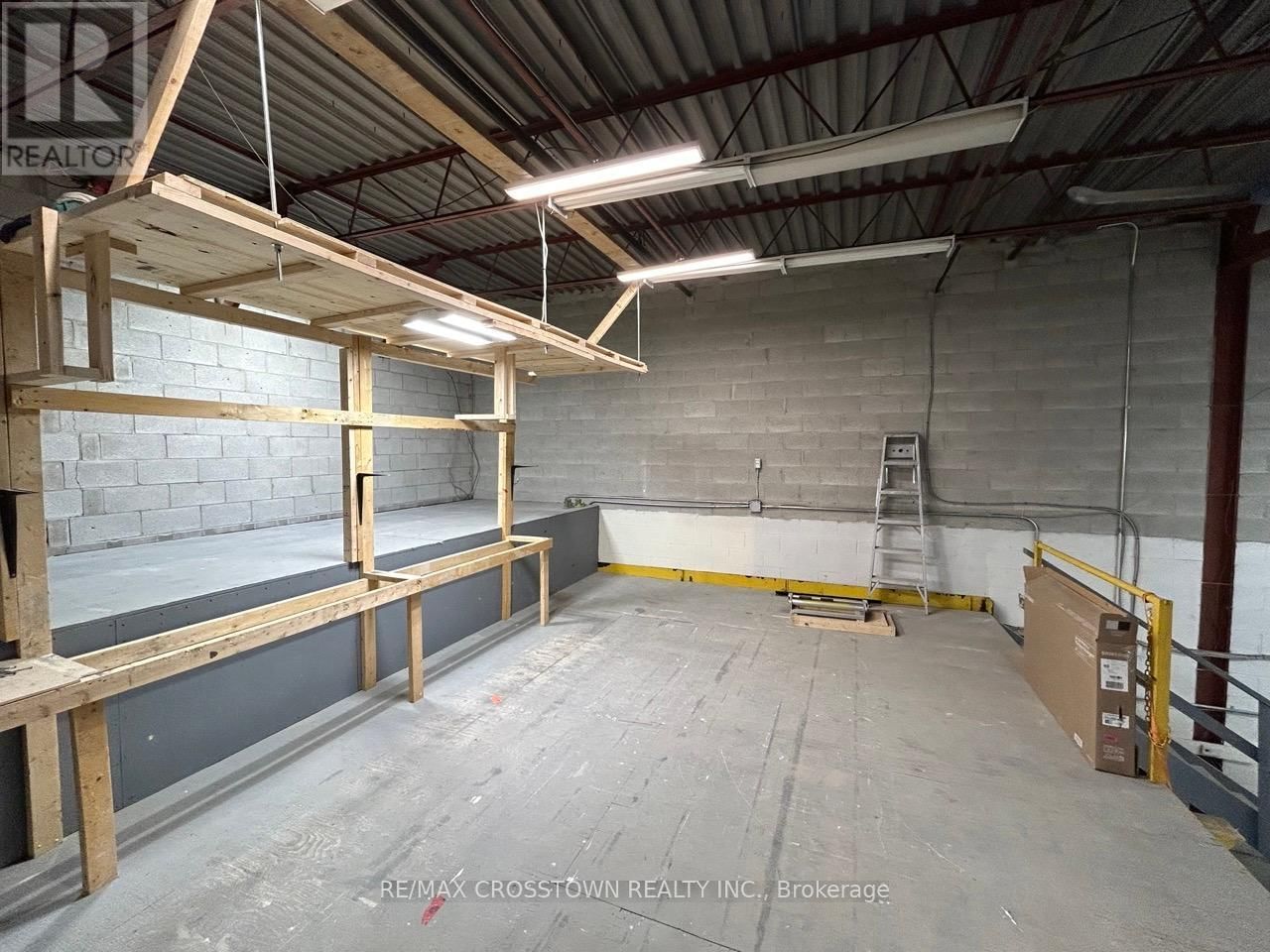 9 - 287 TIFFIN STREET Image 14