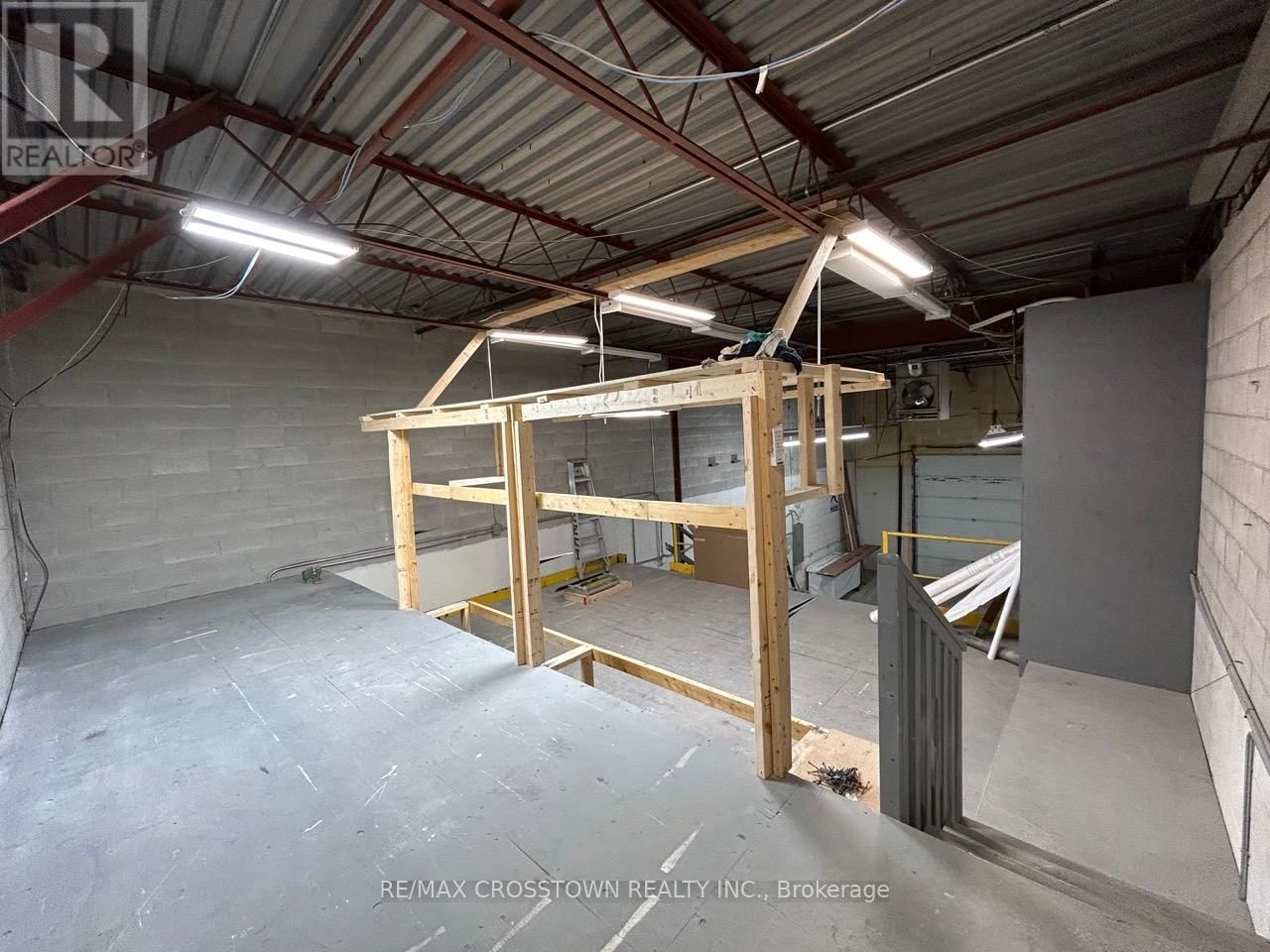 9 - 287 TIFFIN STREET Image 16