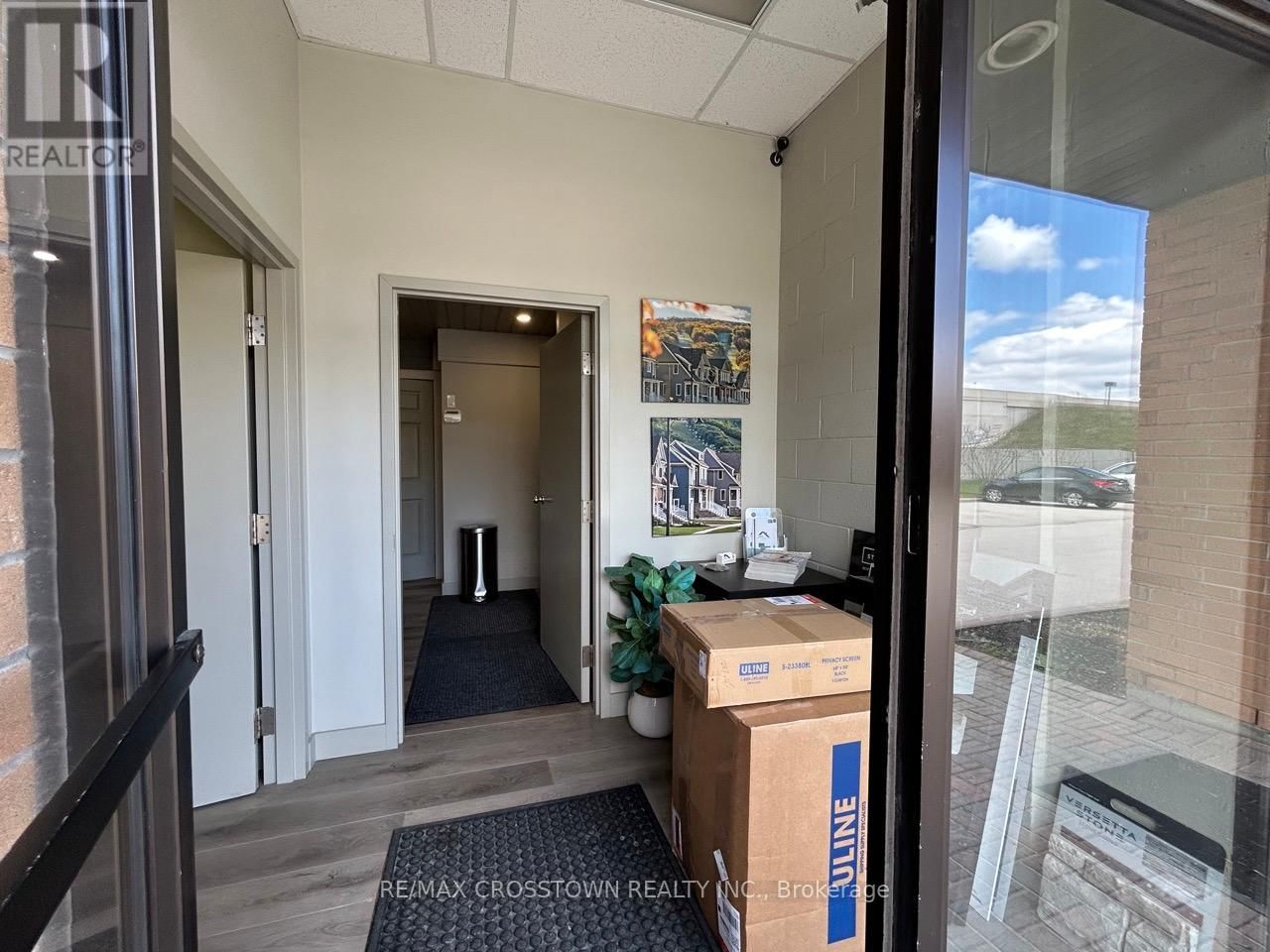 9 - 287 TIFFIN STREET Image 3