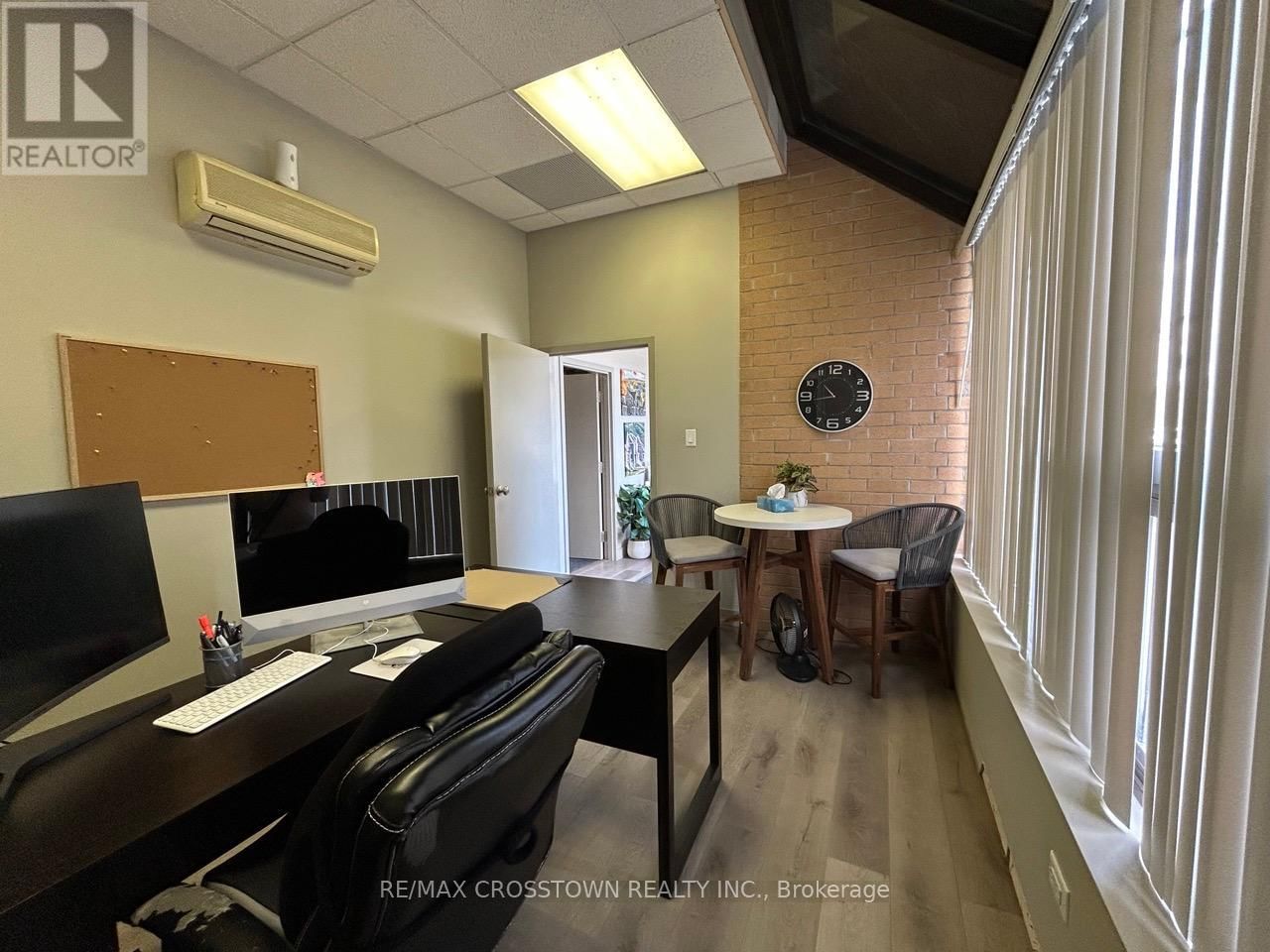 9 - 287 TIFFIN STREET Image 5