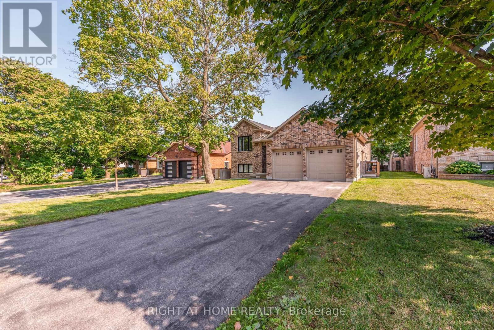 11 OTTAWAY AVENUE Image 3