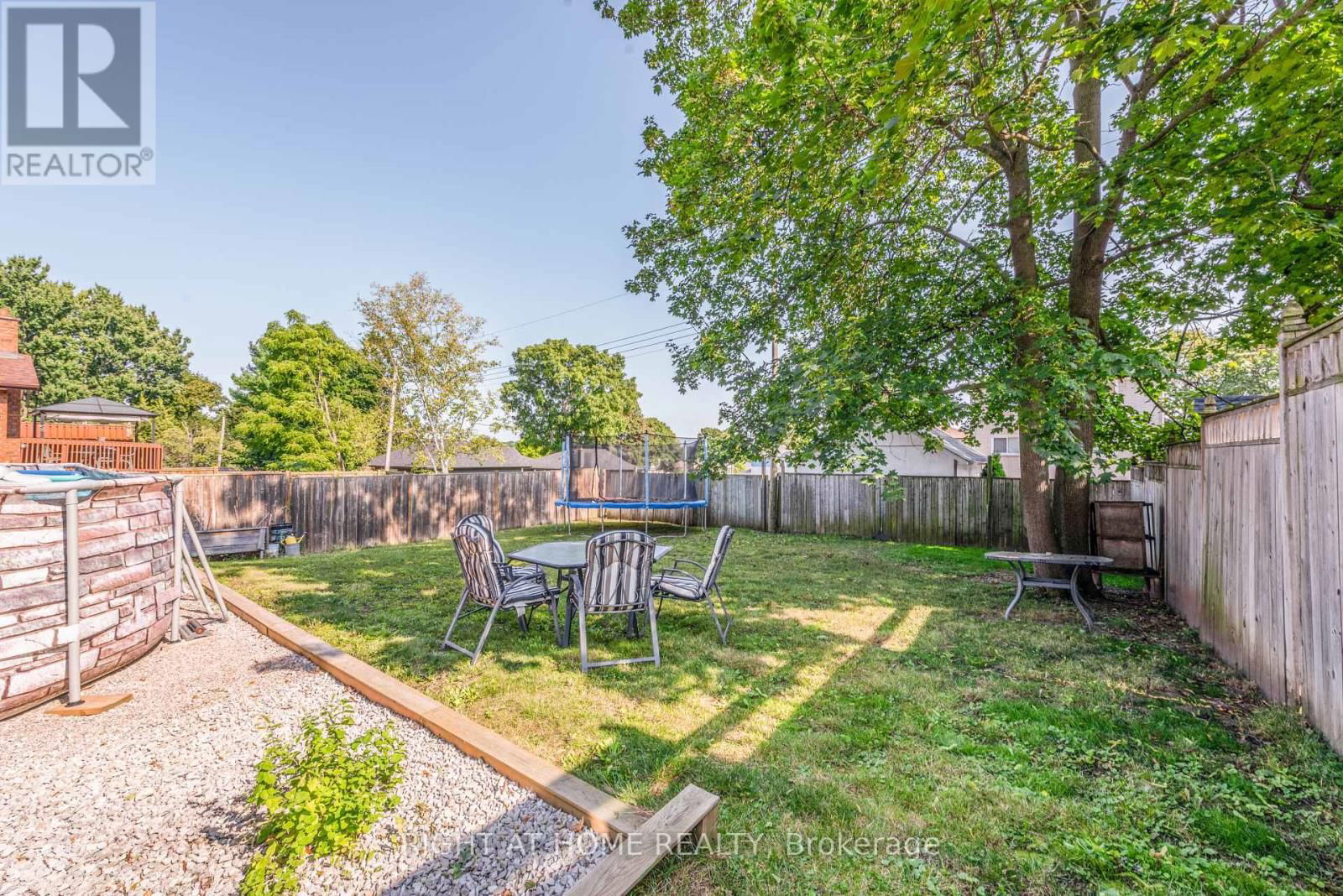11 OTTAWAY AVENUE Image 47