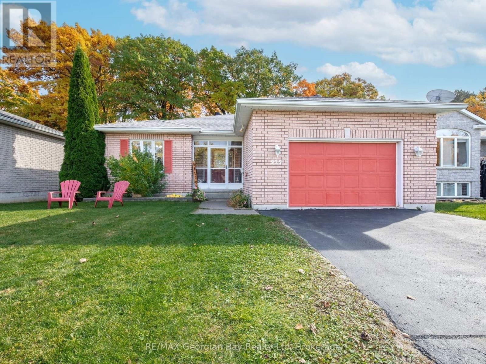 925 DOMINION AVENUE Image 1
