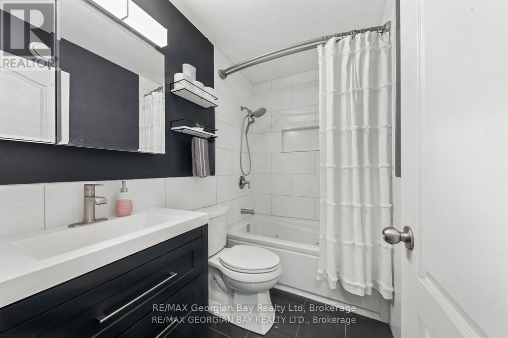925 DOMINION AVENUE Image 18