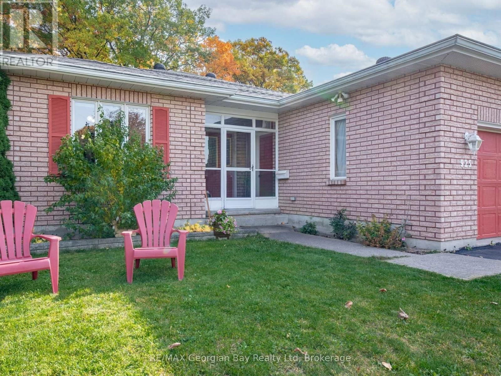 925 DOMINION AVENUE Image 2