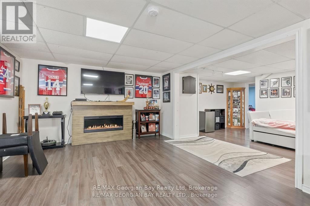 925 DOMINION AVENUE Image 20