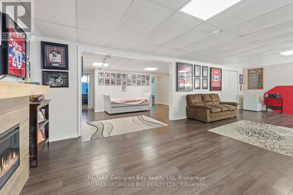 925 DOMINION AVENUE Image 21