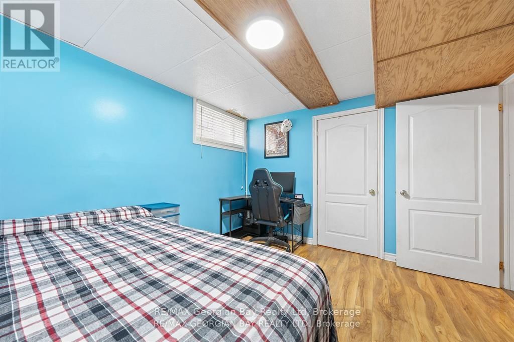 925 DOMINION AVENUE Image 27