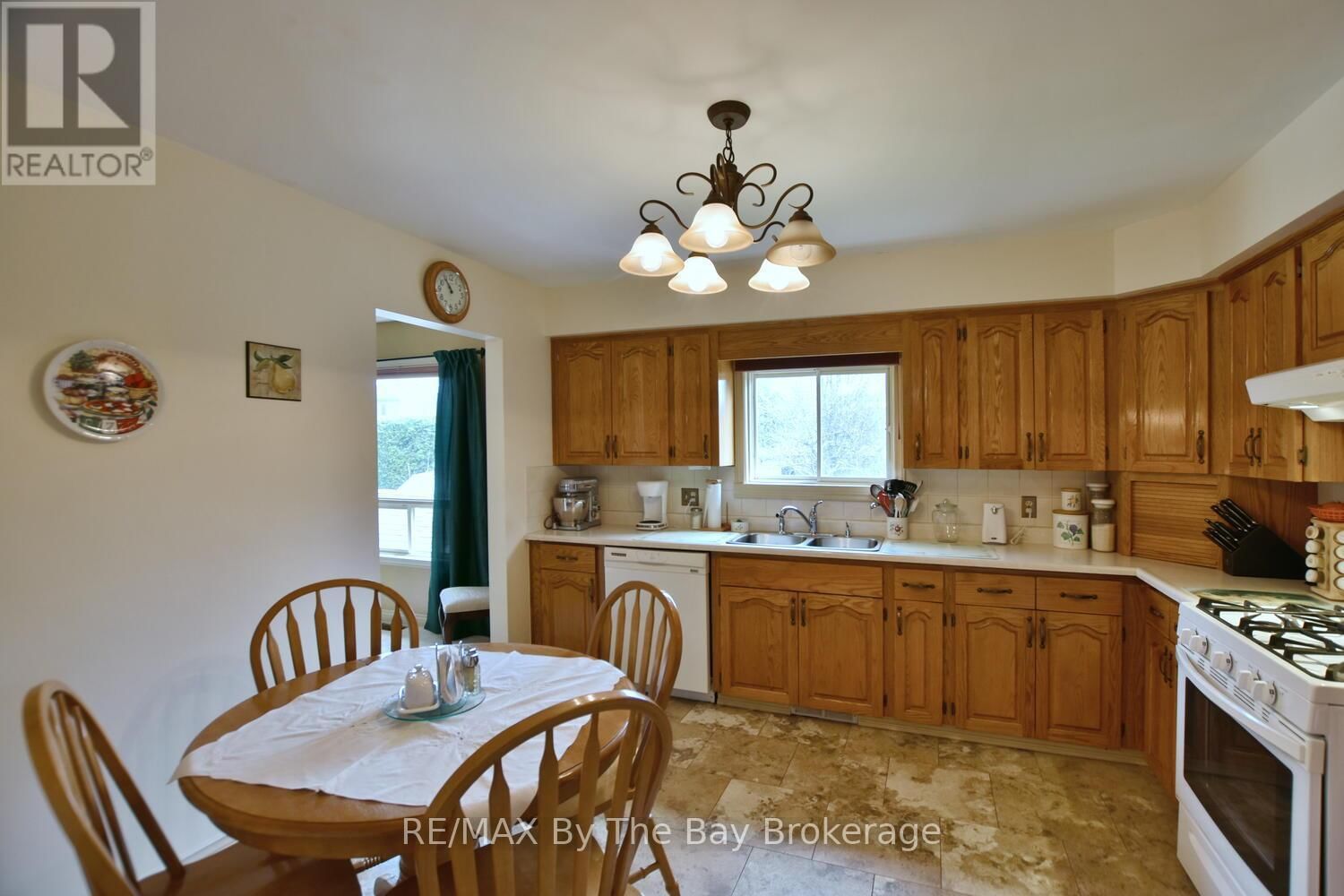 15 INNISBROOK DRIVE Image 11