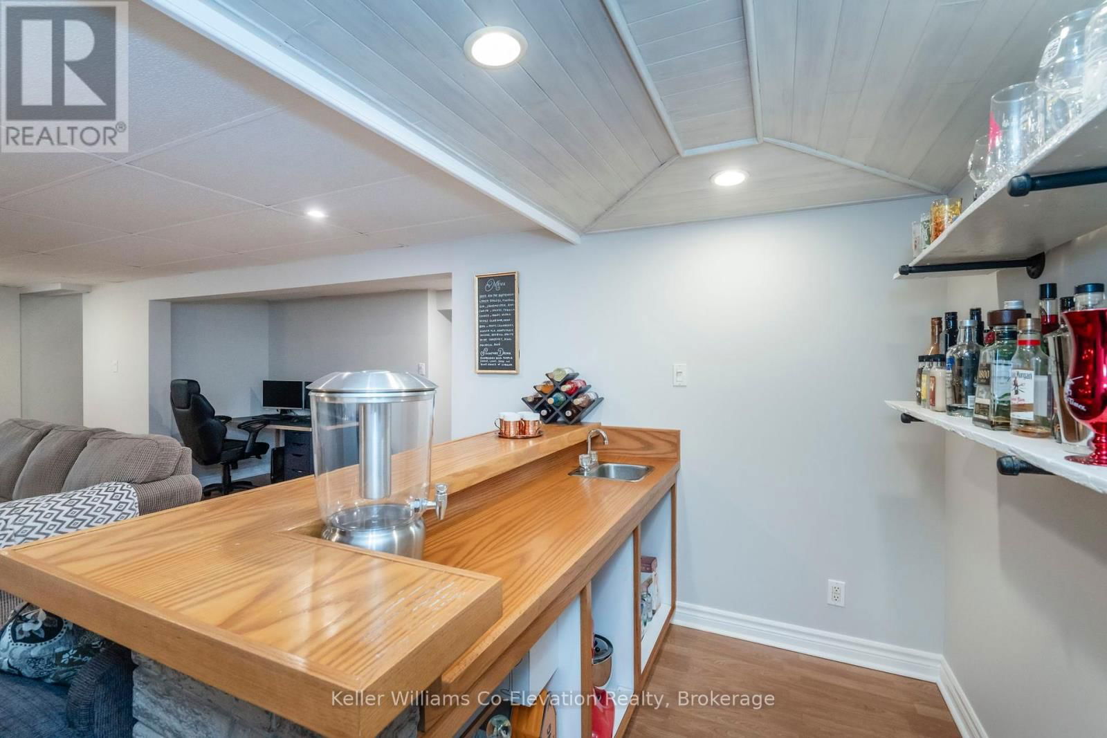 3 KEEFE STREET Image 28