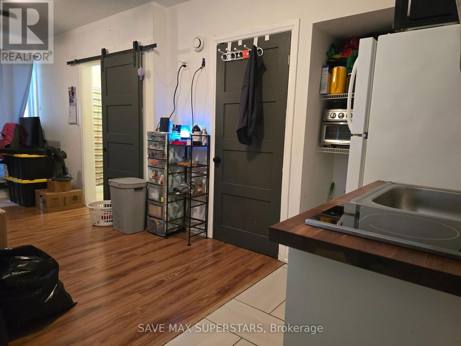lower - 222 PHILLIPS STREET Image 7