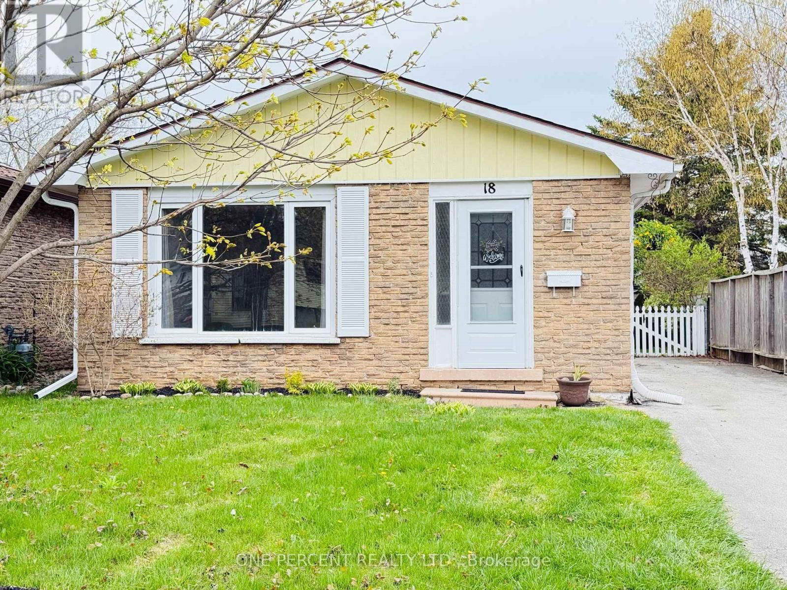 18 COURTICE CRESCENT Image 1