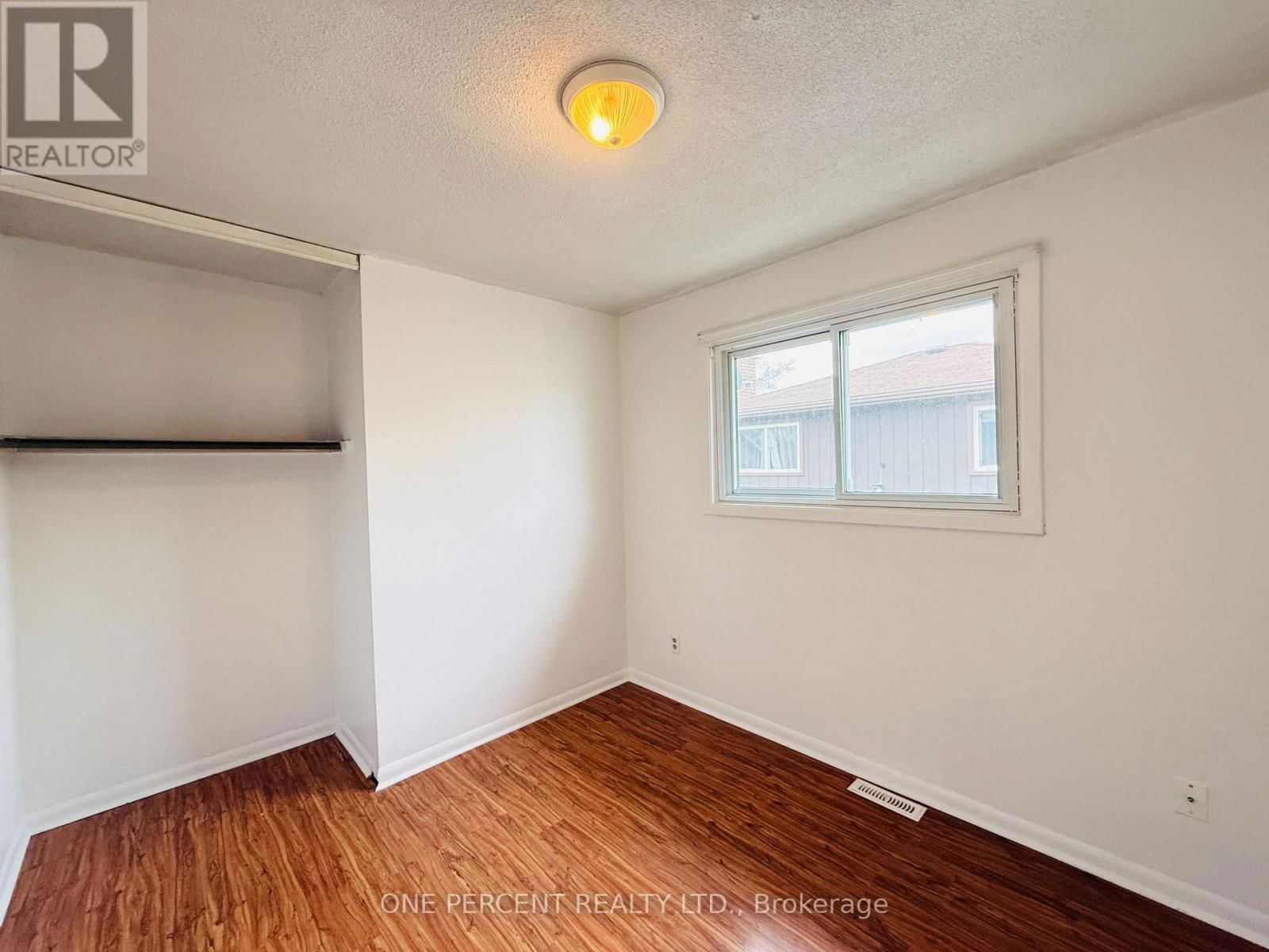 18 COURTICE CRESCENT Image 23