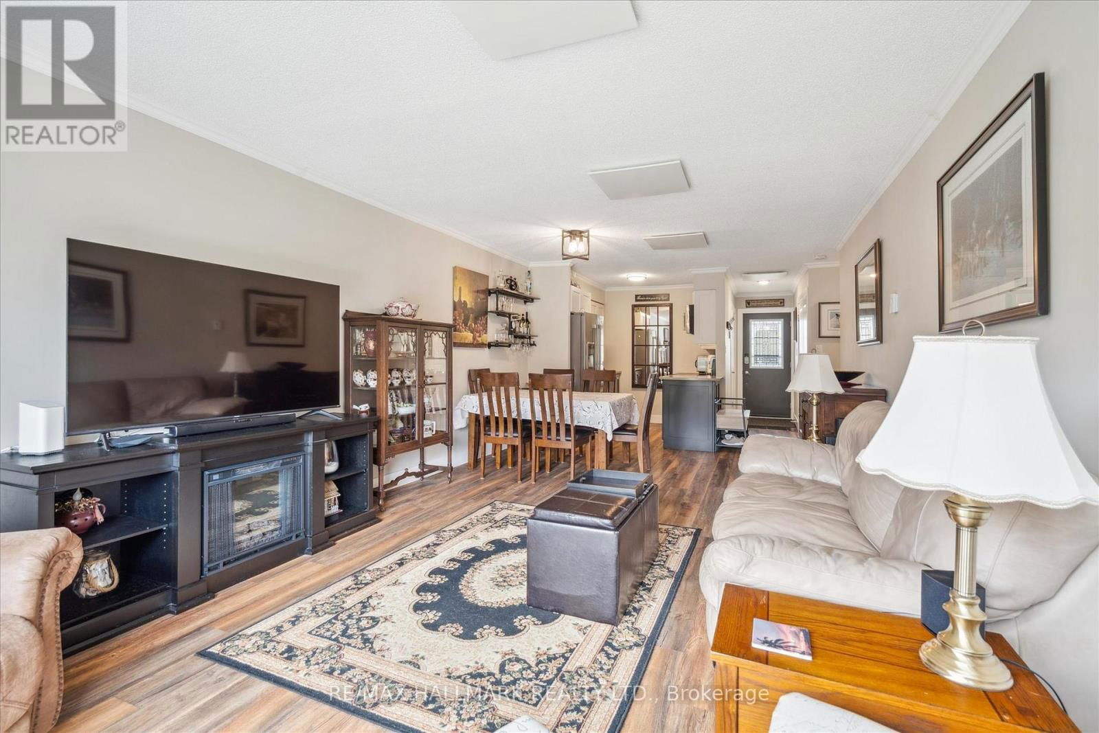 5 - 51 LAGUNA PARKWAY Image 16