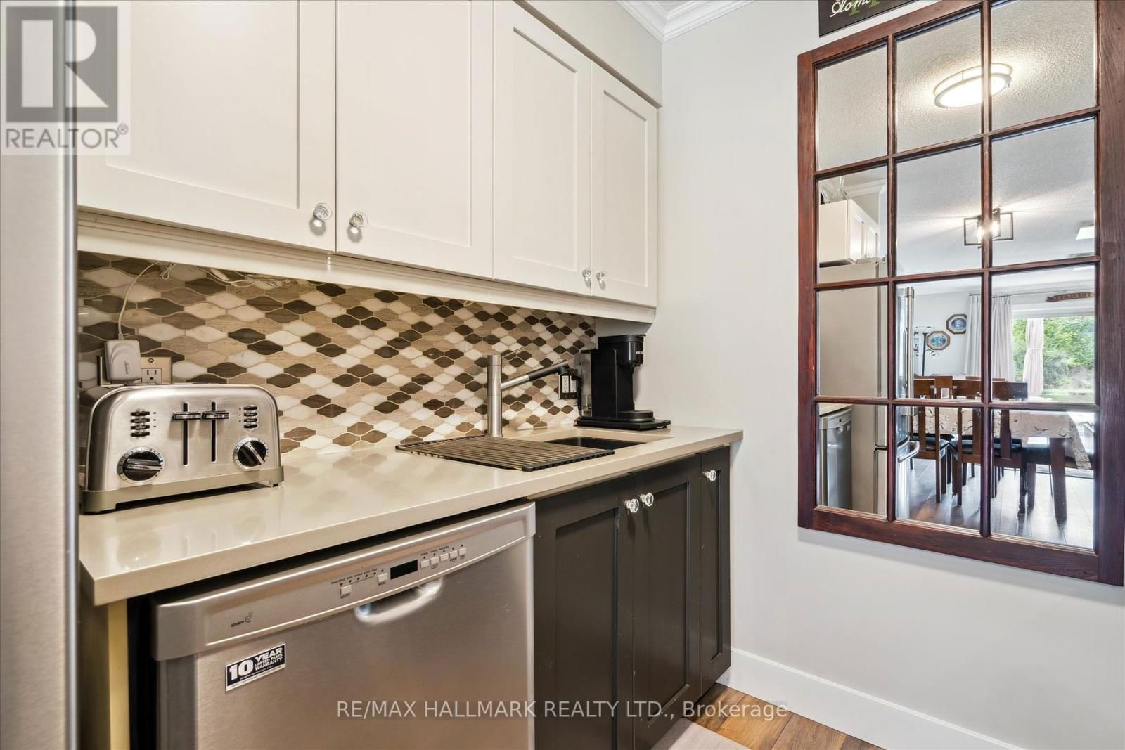 5 - 51 LAGUNA PARKWAY Image 19