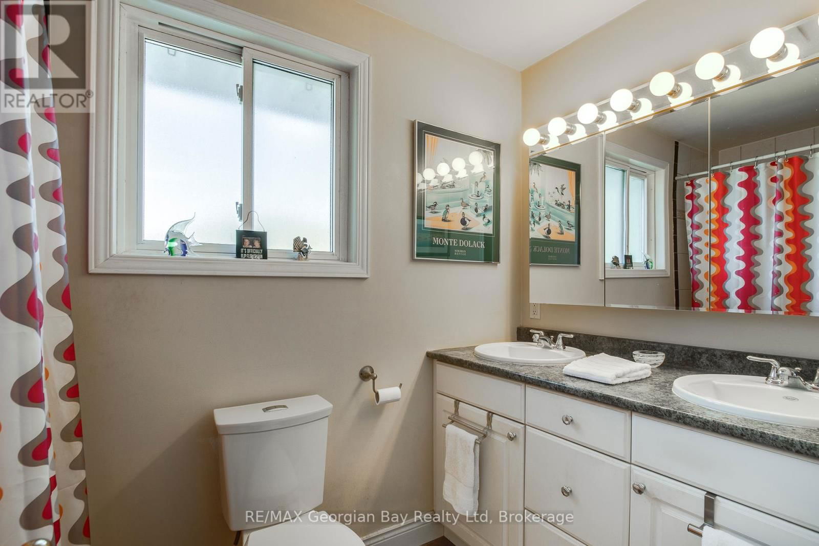338 SEVENTH STREET Image 16
