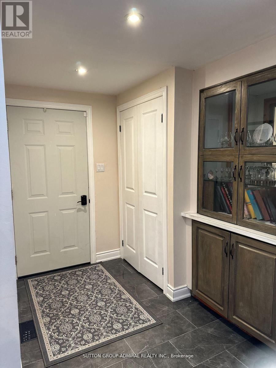 315 NELSON STREET Image 4