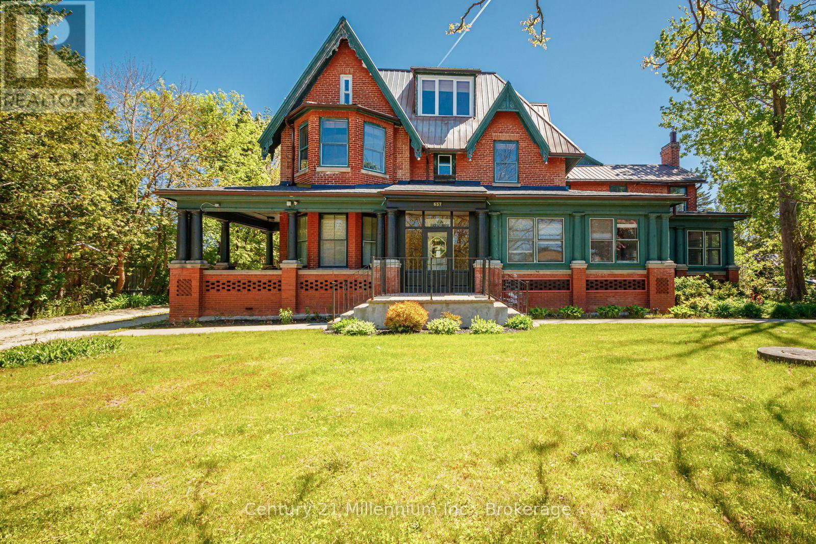 637 HURONTARIO STREET Image 1