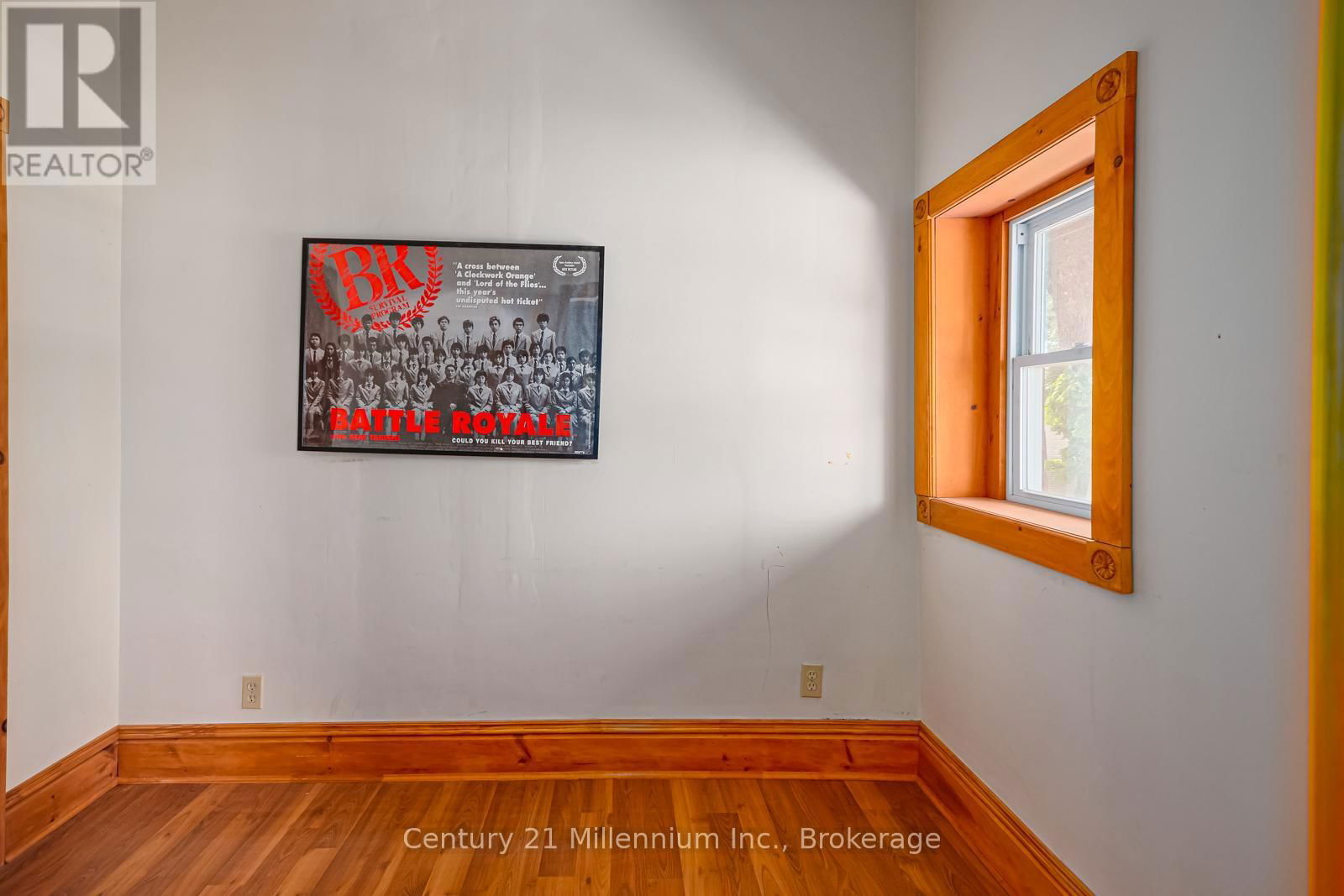 637 HURONTARIO STREET Image 33