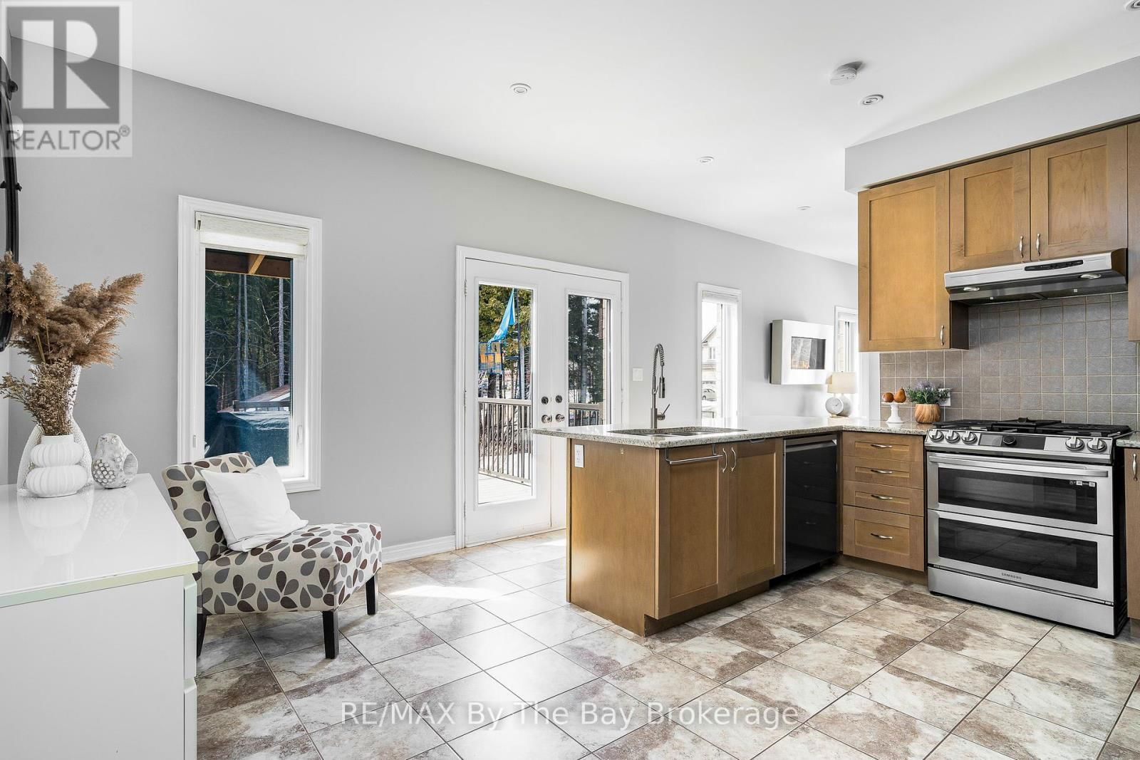 35 FALVO STREET Image 12