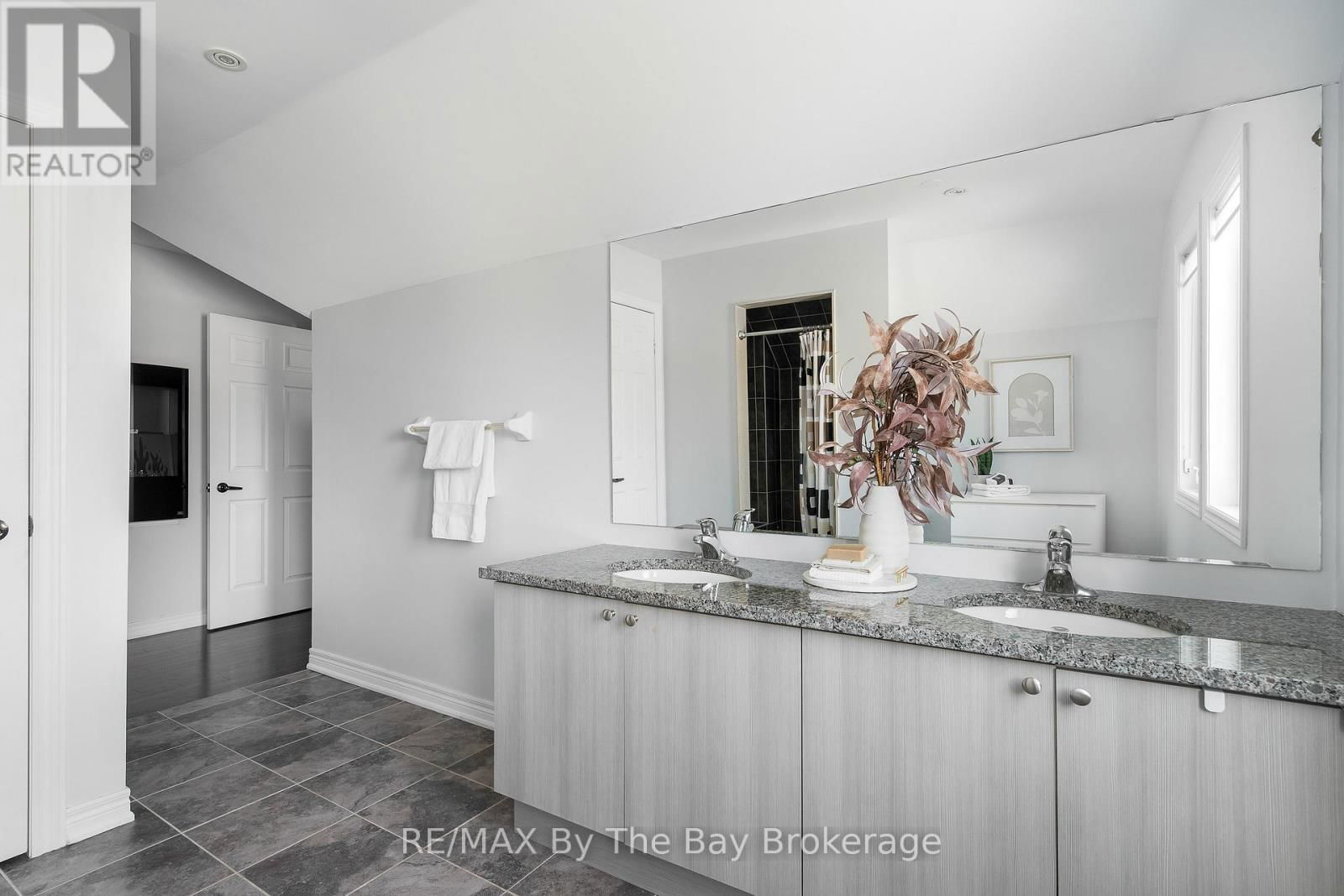 35 FALVO STREET Image 21